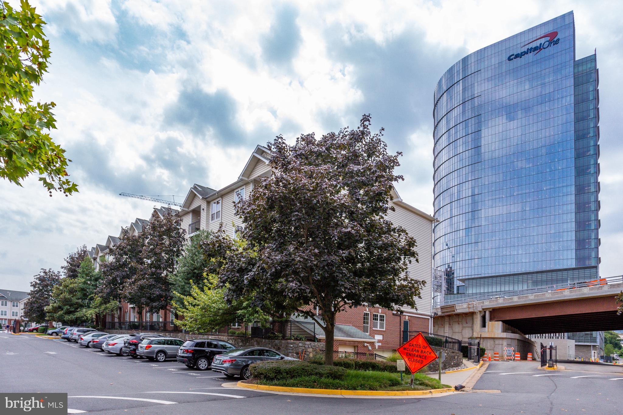 GATES OF MCLEAN - Residential