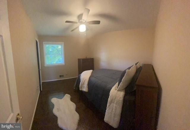 CALVERTON - Residential