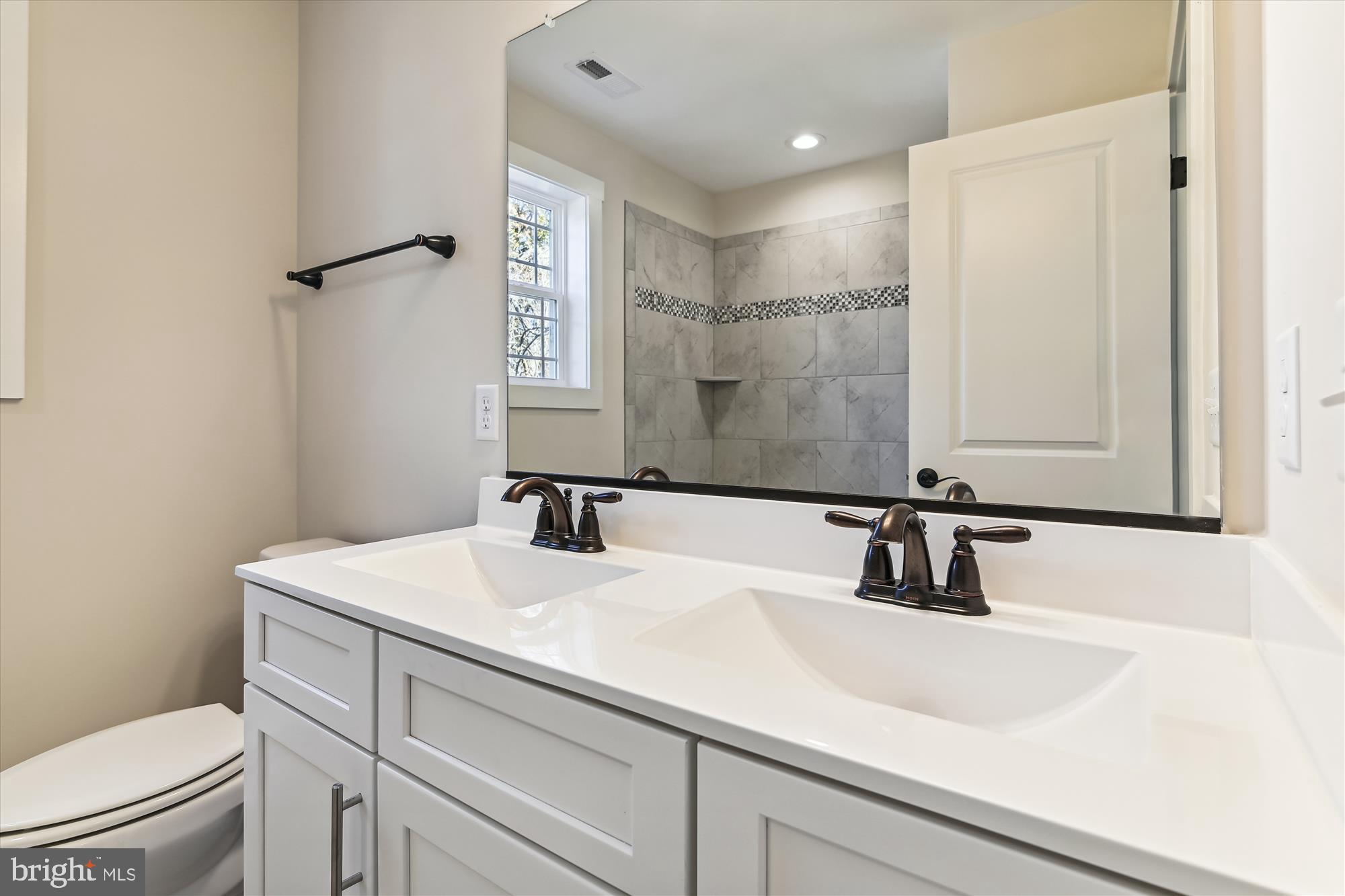 ARDEN ON THE SEVERN - Residential