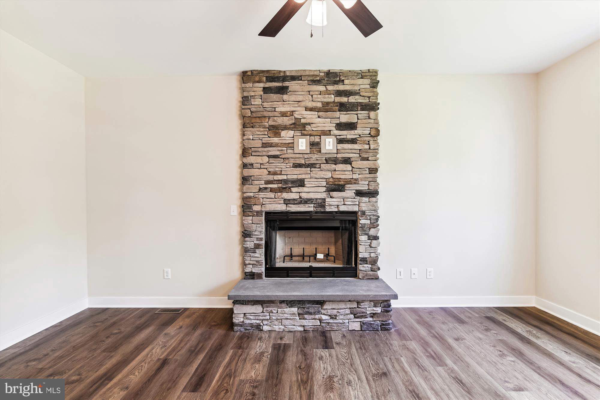 ARDEN ON THE SEVERN - Residential