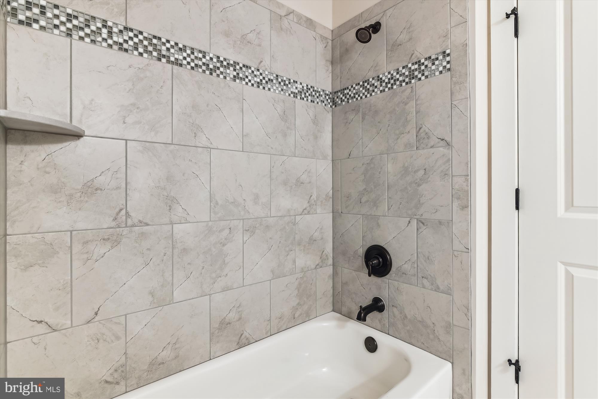 ARDEN ON THE SEVERN - Residential