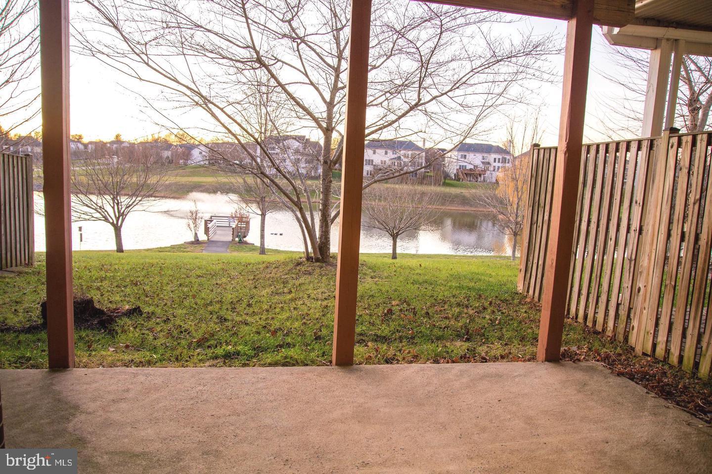 LOUDOUN VALLEY ESTATES - Residential Lease