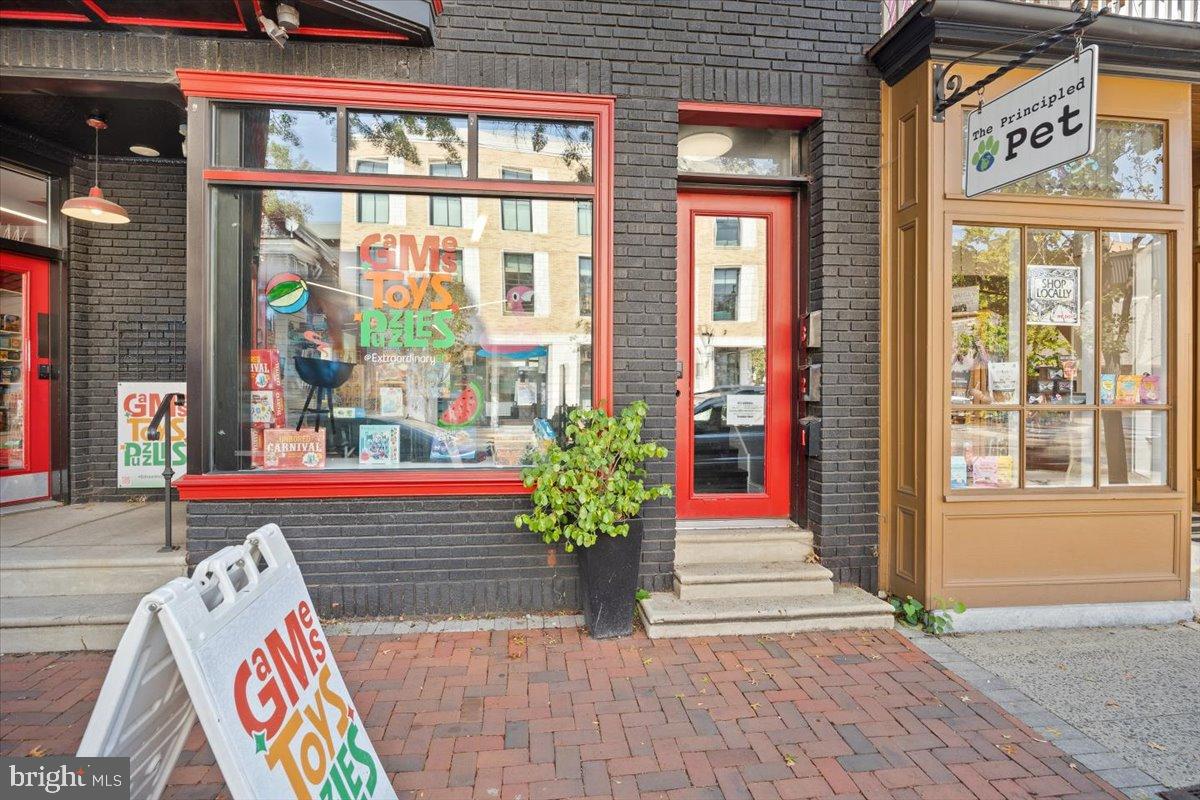 806 HADDON AVENUE 808