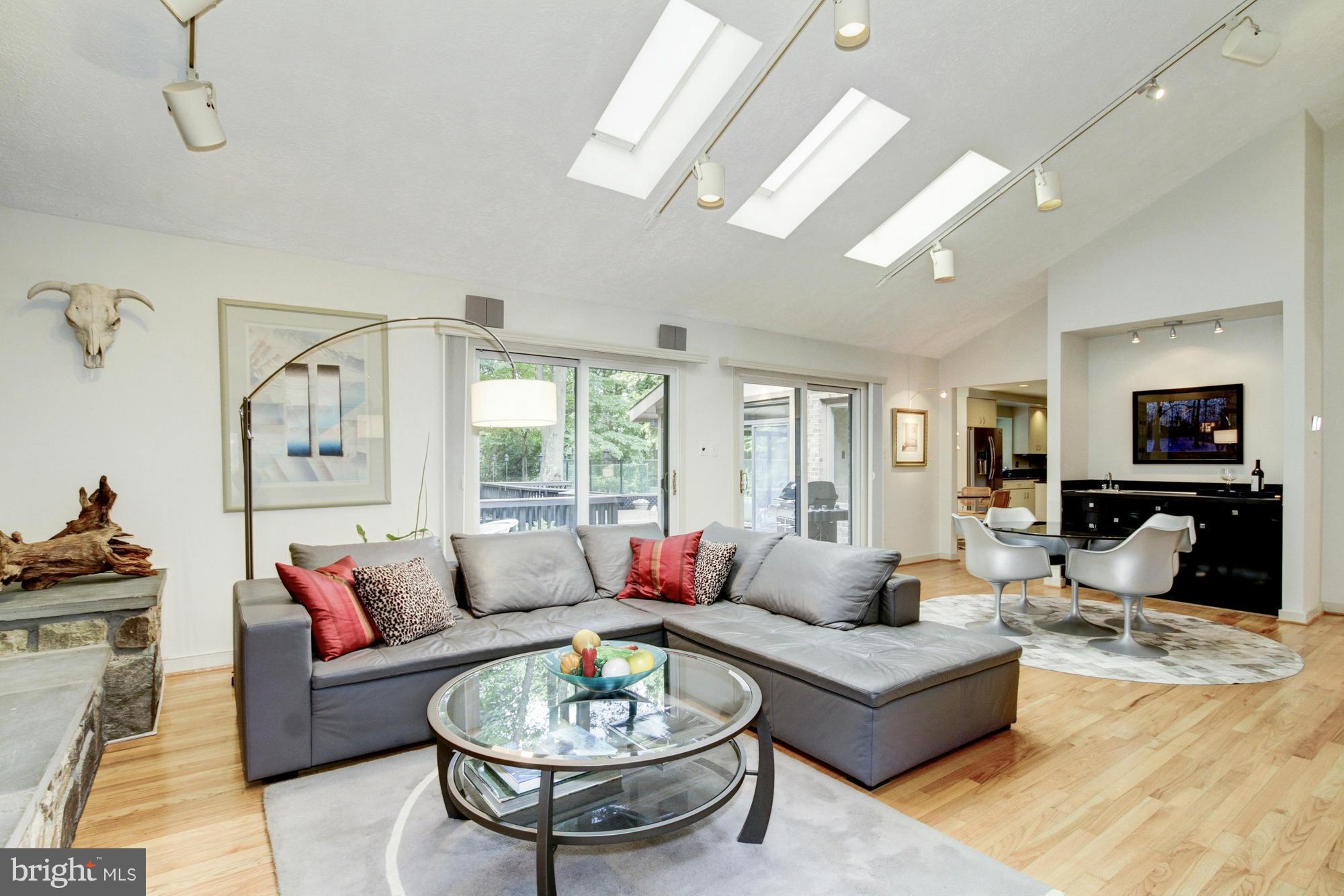 THE PALISADES - Residential