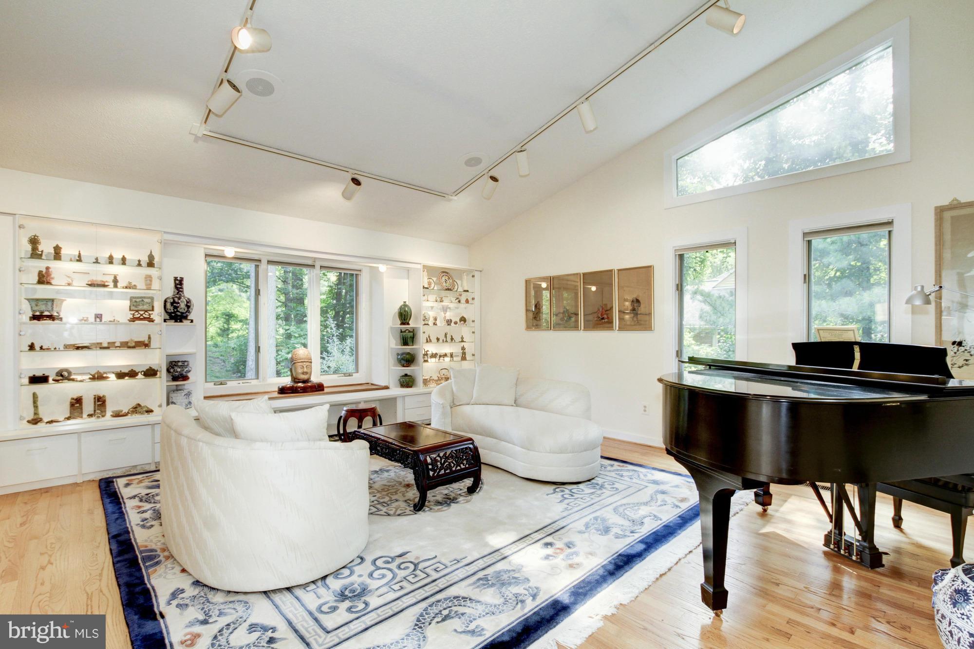 THE PALISADES - Residential