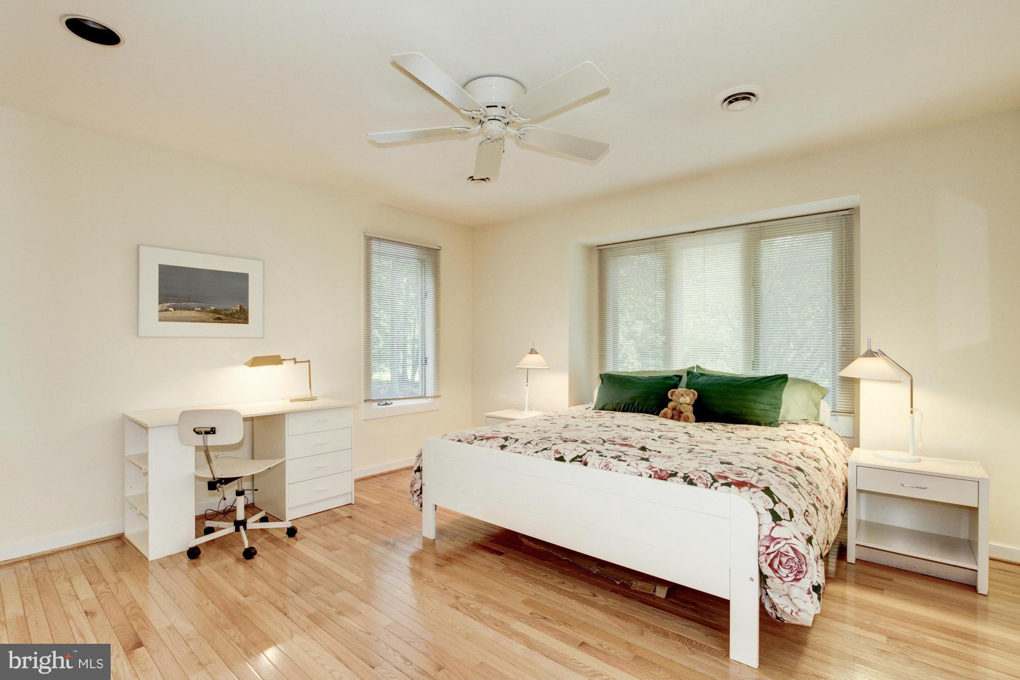 THE PALISADES - Residential