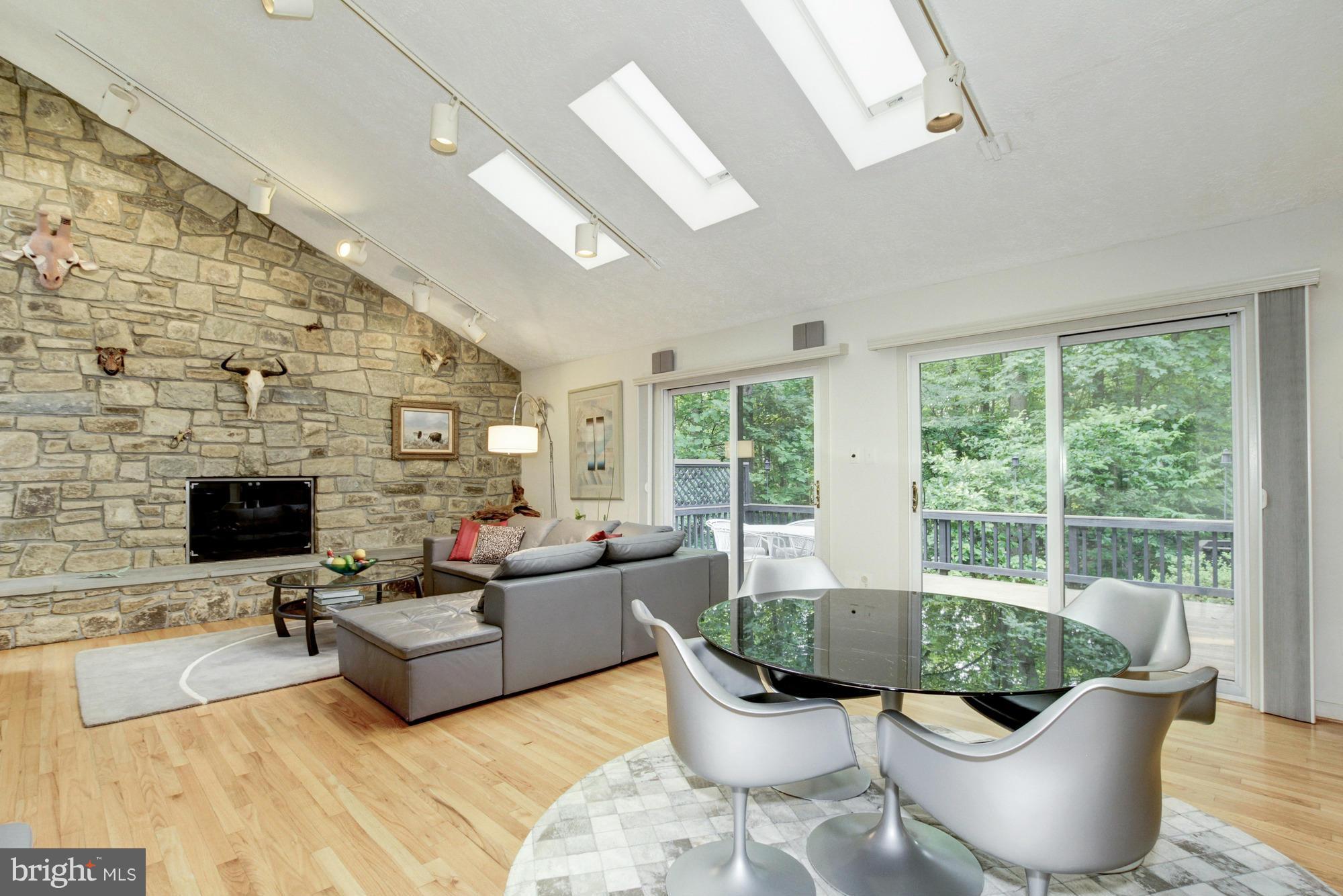 THE PALISADES - Residential