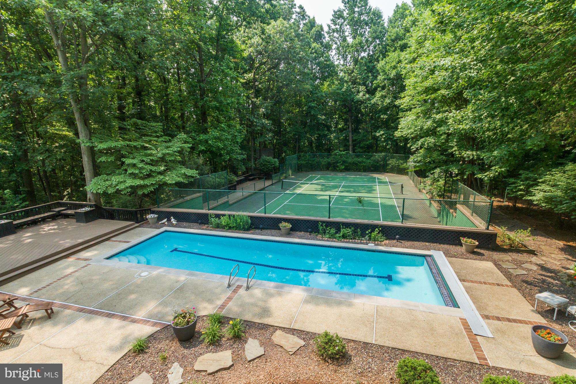 THE PALISADES - Residential