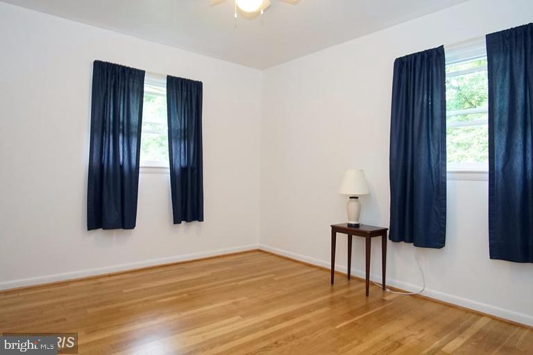 COLLEGE PARK WOODS - Residential Lease