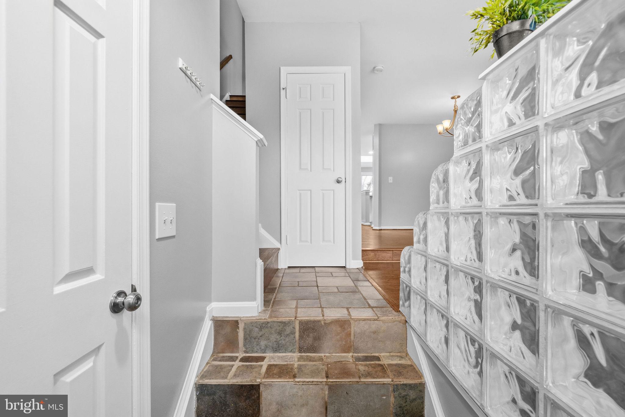 OLD TOWN HERNDON - Residential