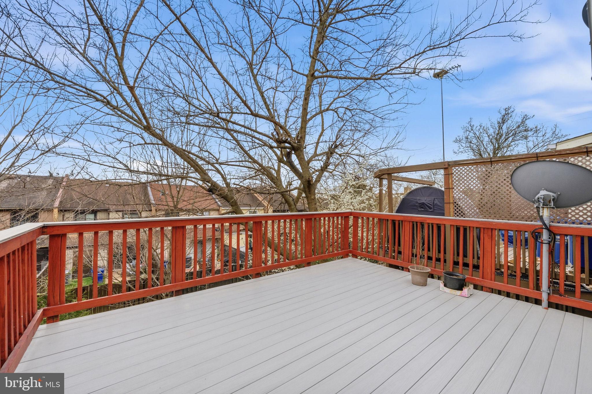 OLD TOWN HERNDON - Residential