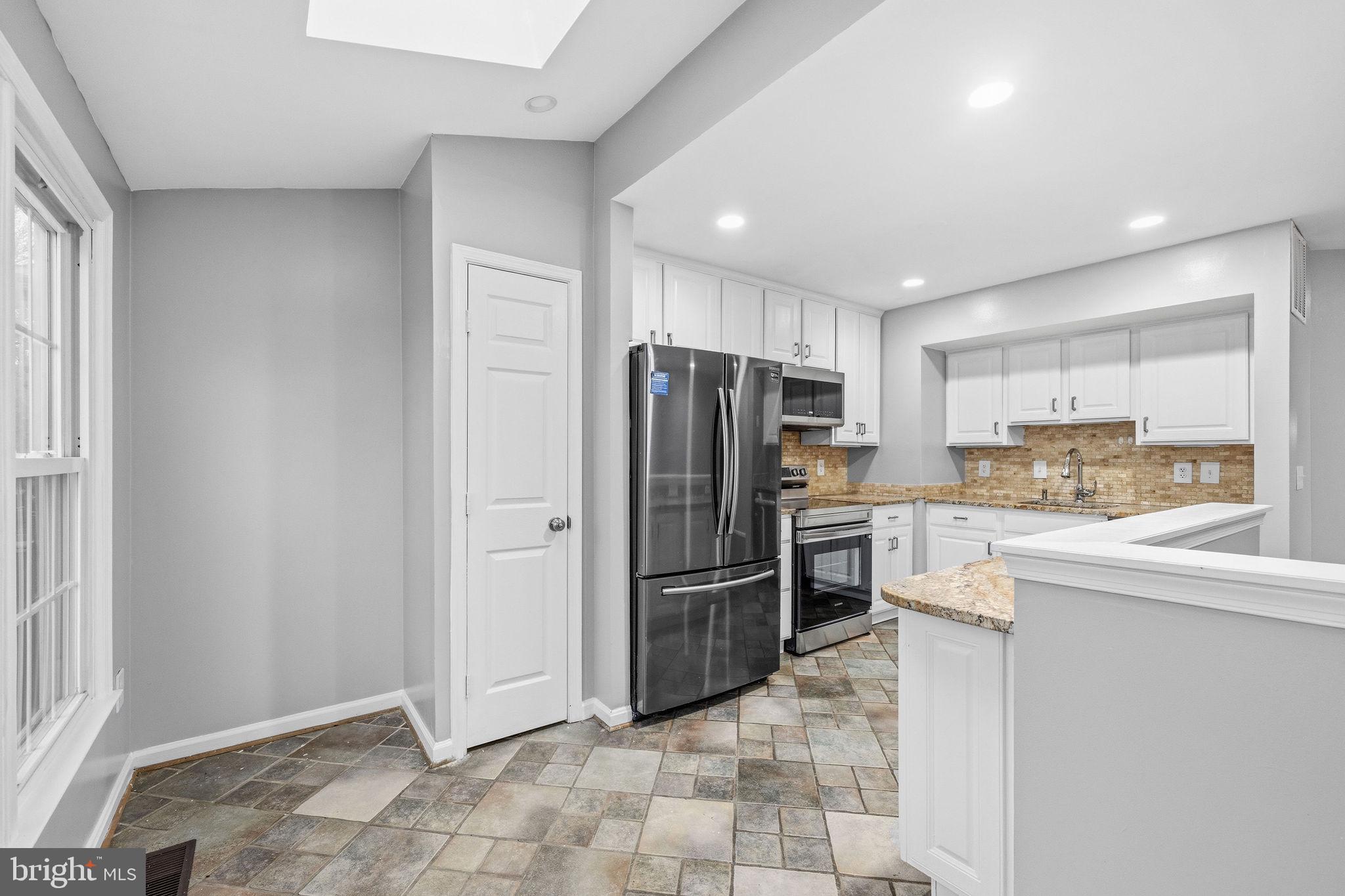 OLD TOWN HERNDON - Residential