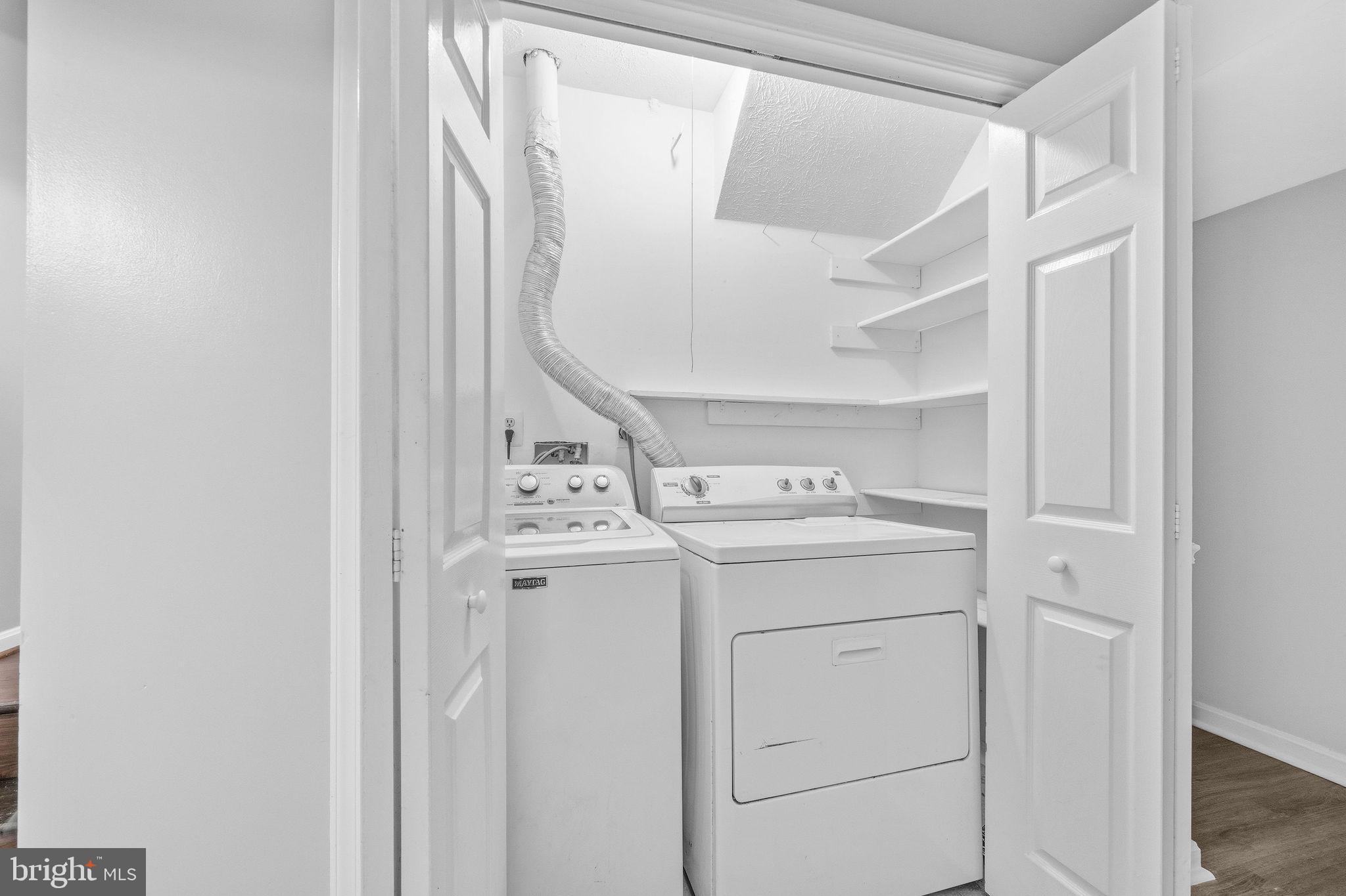 OLD TOWN HERNDON - Residential