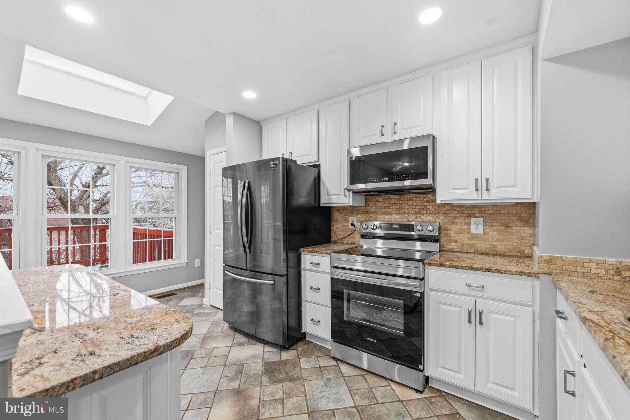 OLD TOWN HERNDON - Residential