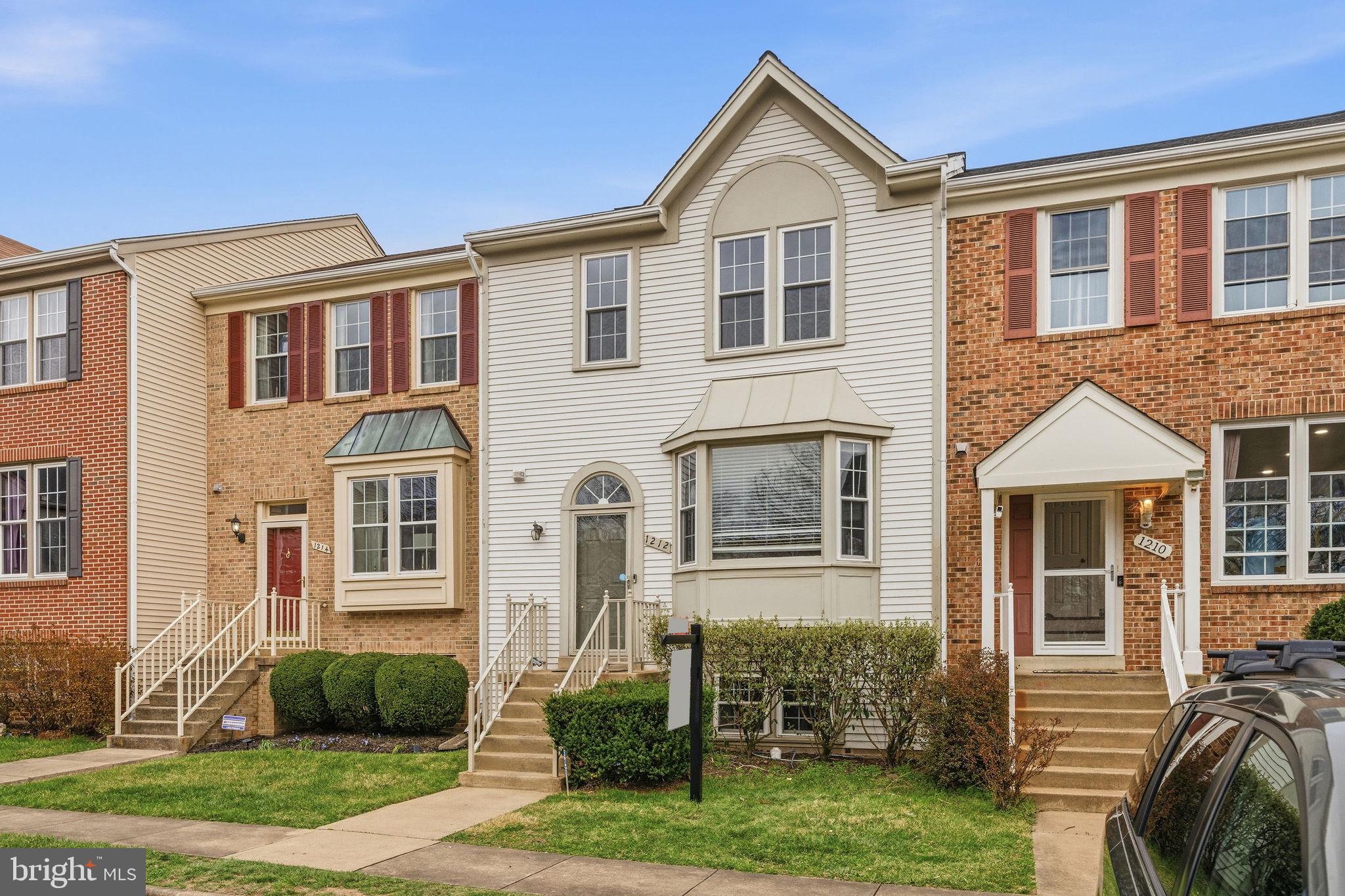 OLD TOWN HERNDON - Residential
