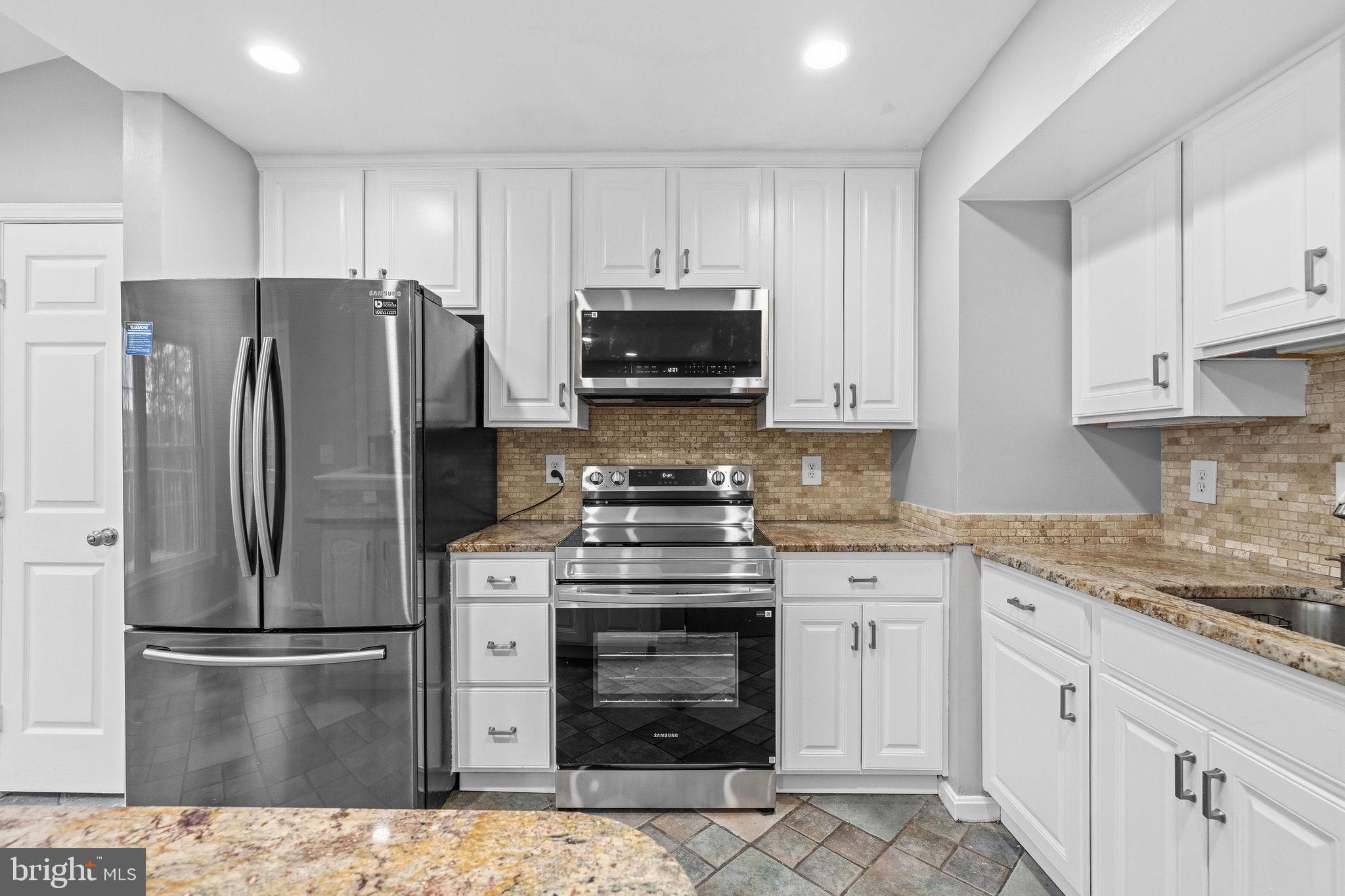 OLD TOWN HERNDON - Residential