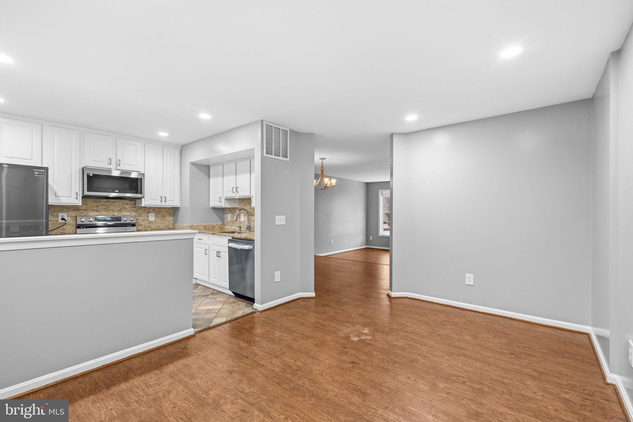 OLD TOWN HERNDON - Residential