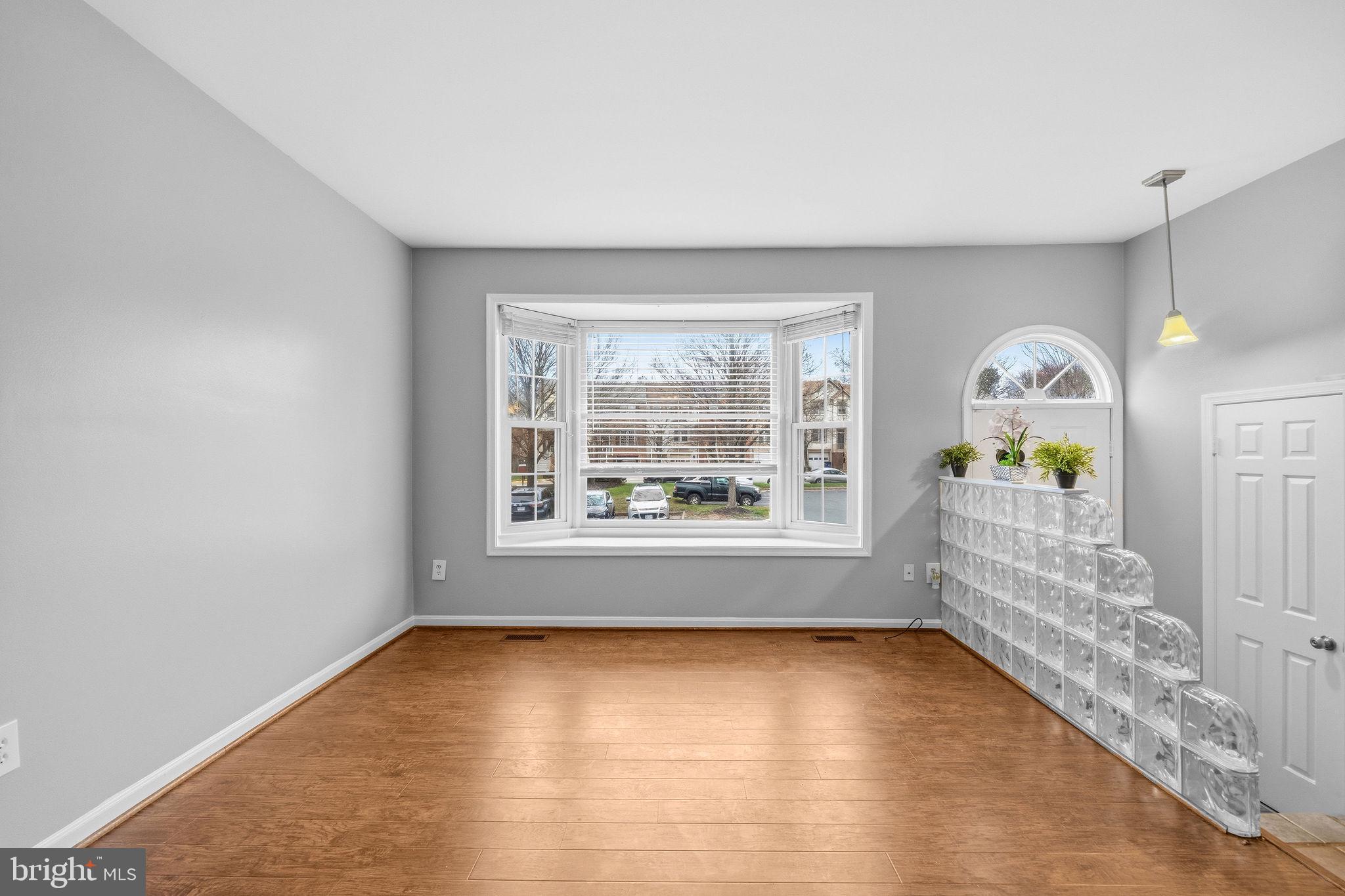 OLD TOWN HERNDON - Residential