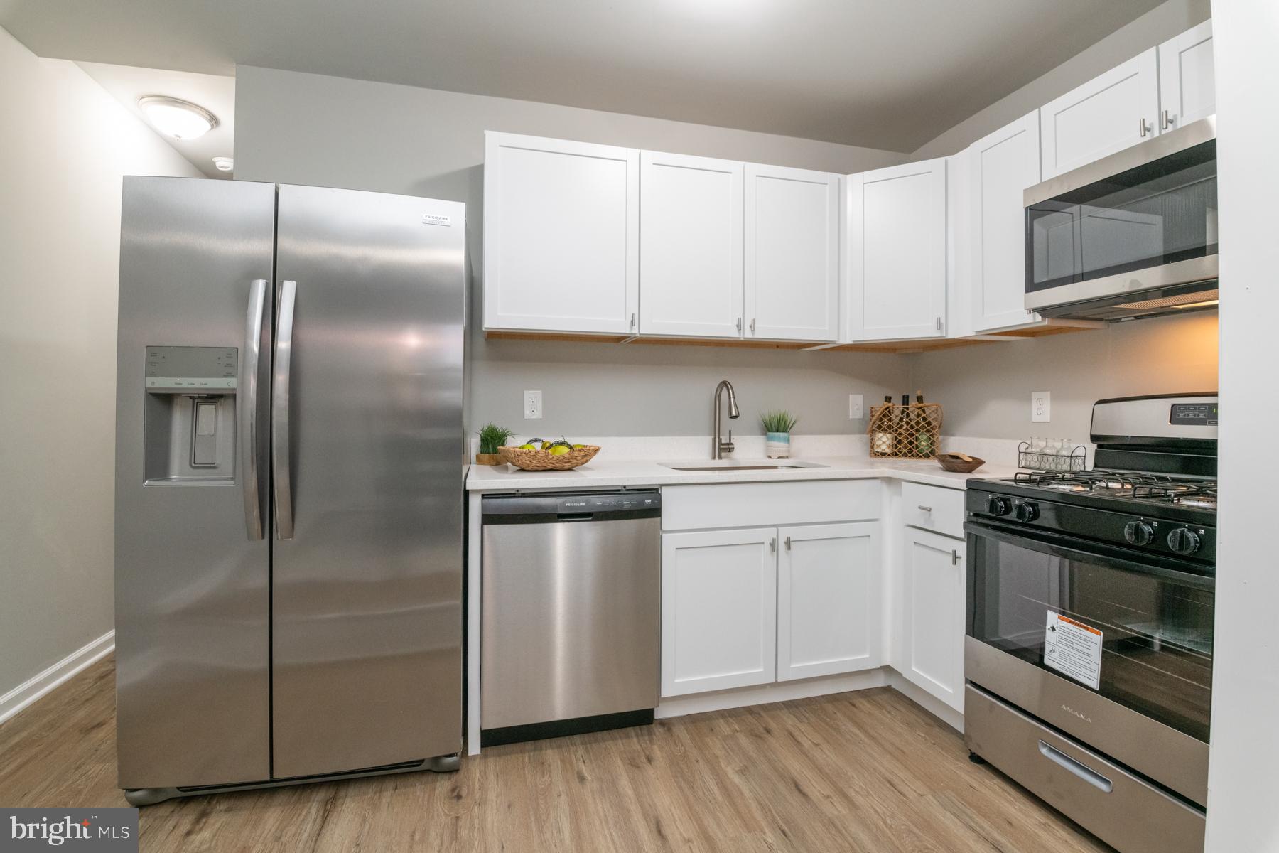 MIDDLE EAST - Residential