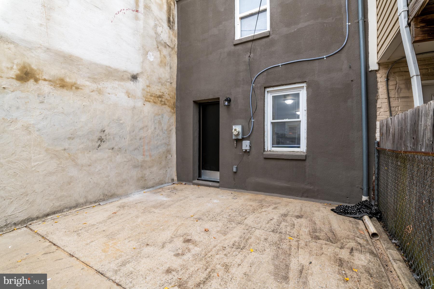 MIDDLE EAST - Residential