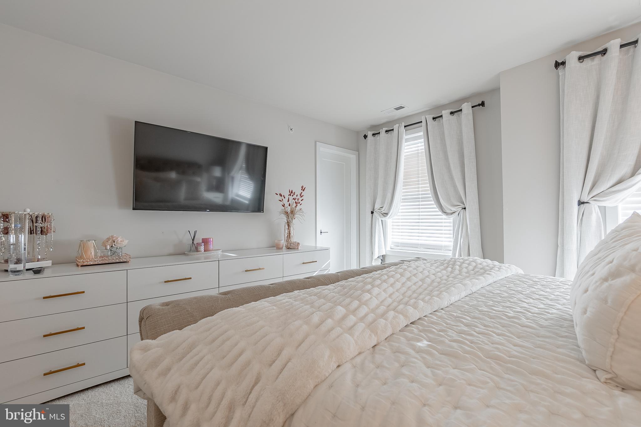 FRANKLIN STATION - Residential Lease