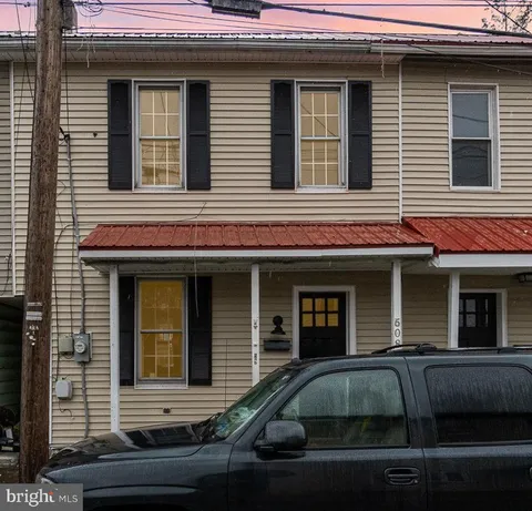 608 North Street, Lykens, PA MLS: PADA2043694
