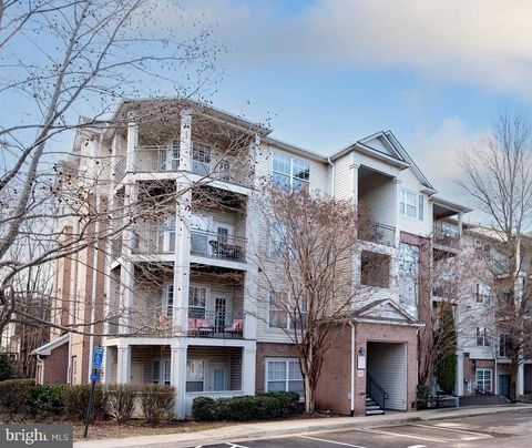 Photo of 12112 Garden Grove Circle #201, FAIRFAX, VA 22030 (MLS # VAFX2325968)