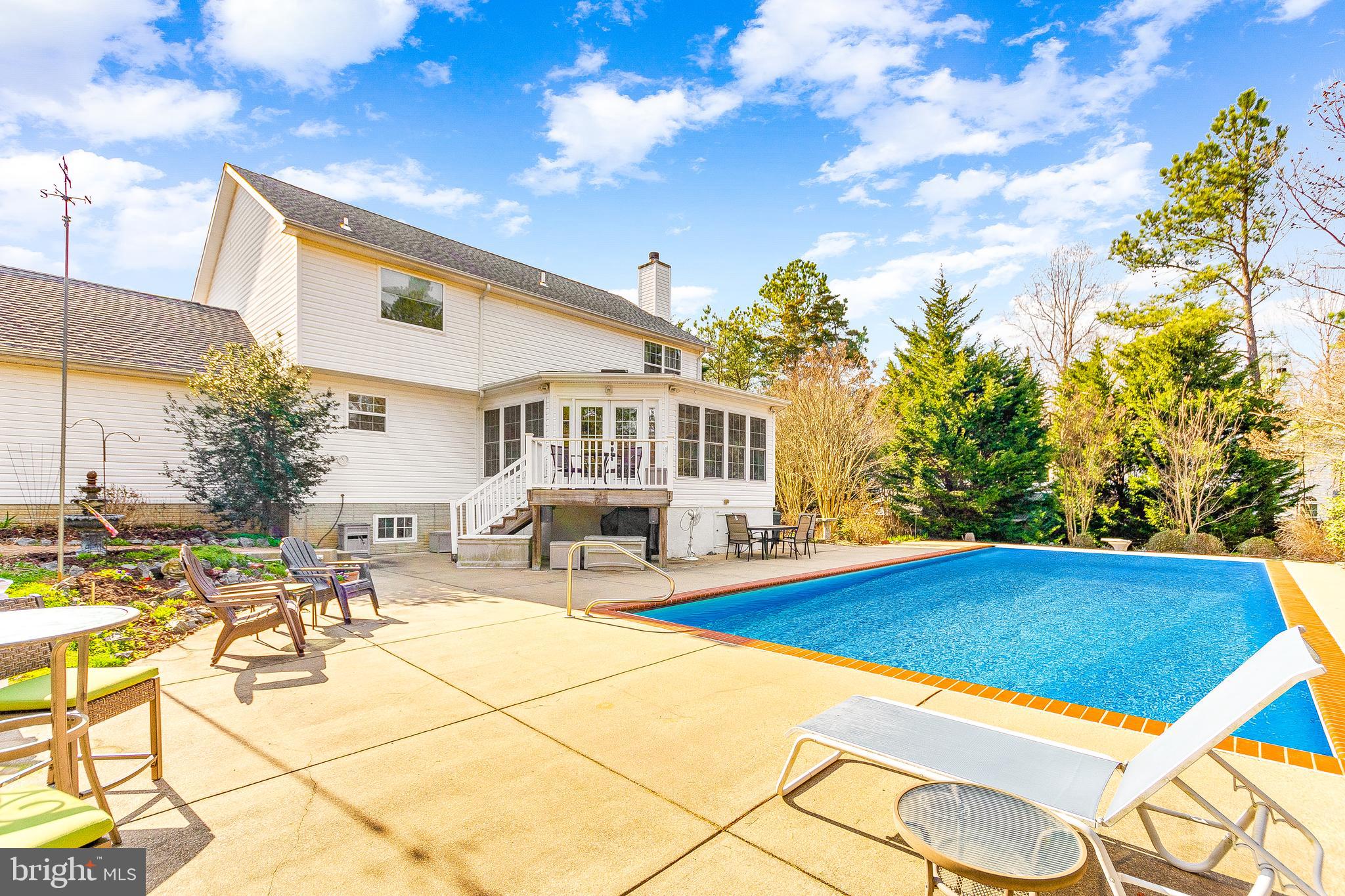 GARRETT ACRES - Residential