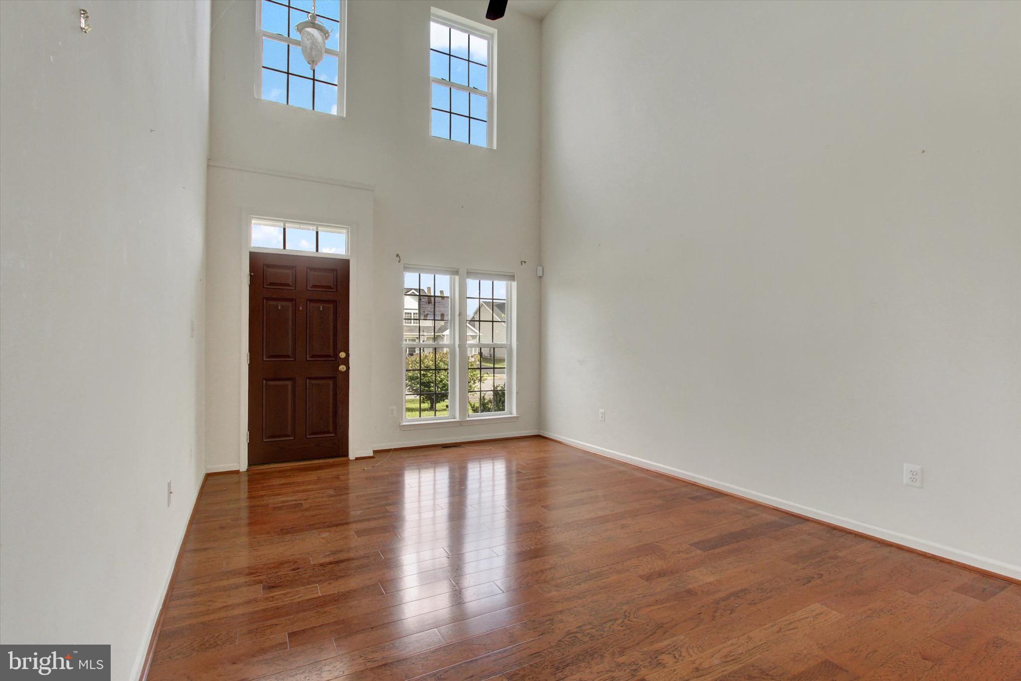 322 MAPLE DRIVE