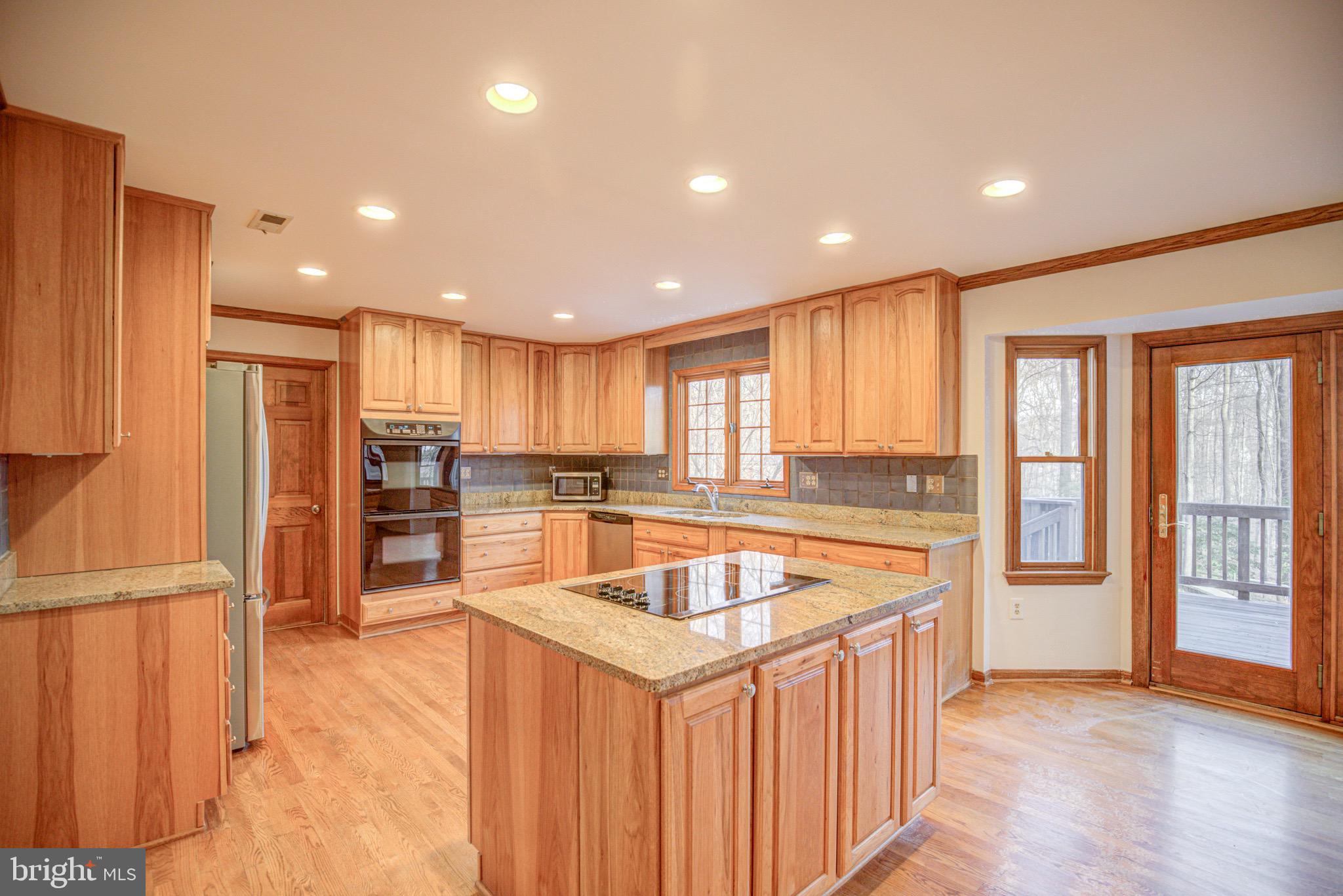 LANDVIEW ESTATES - Residential