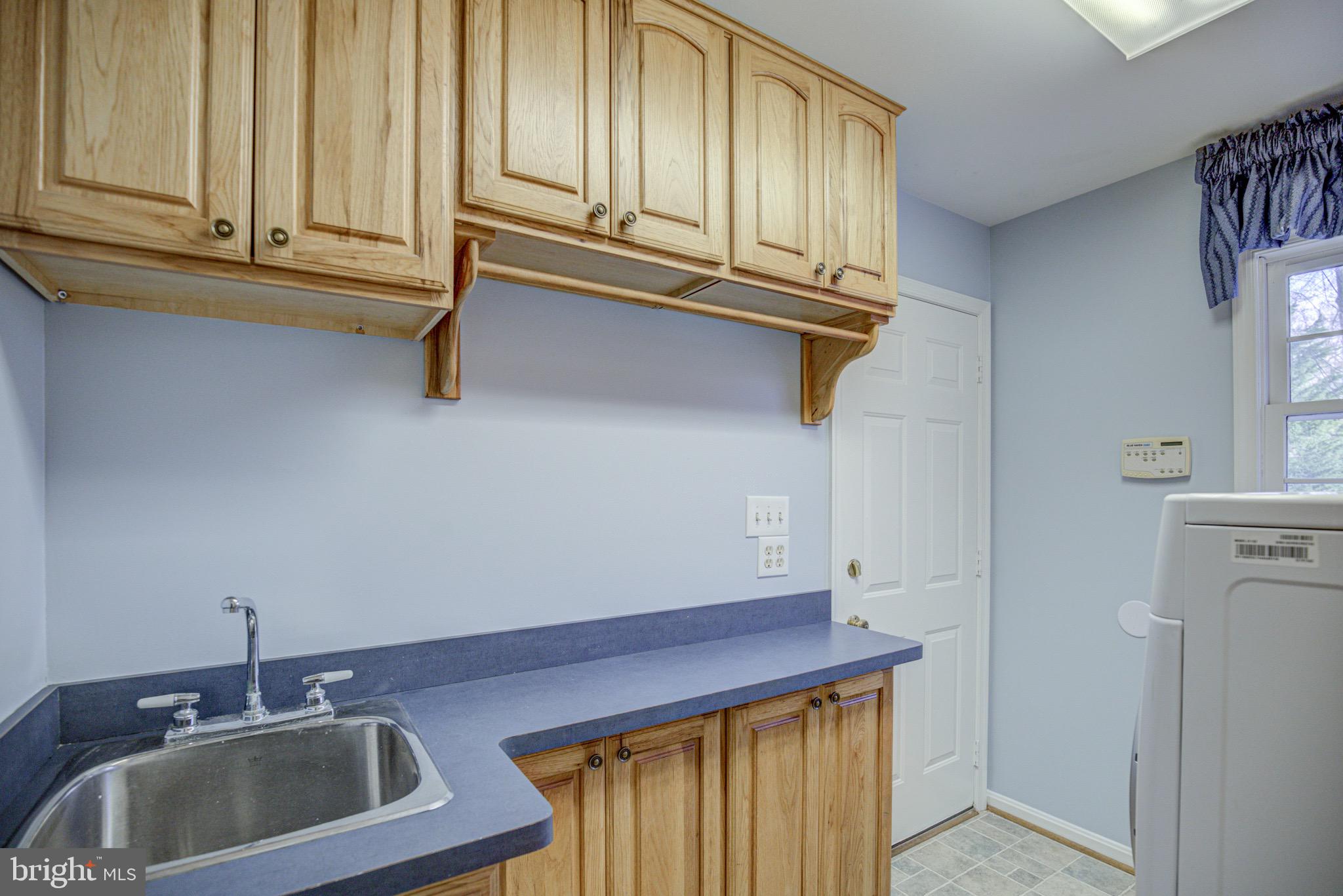 LANDVIEW ESTATES - Residential