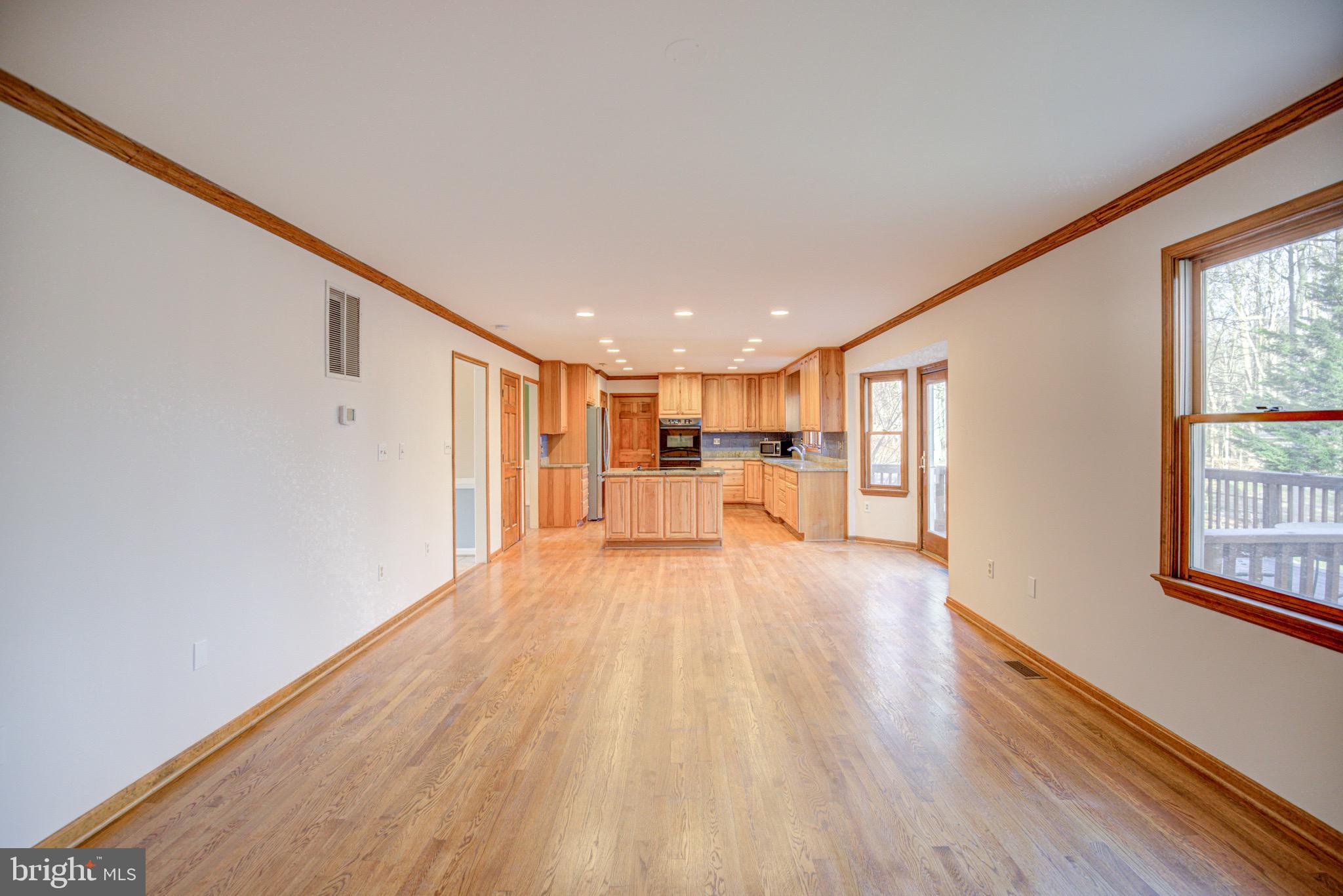 LANDVIEW ESTATES - Residential