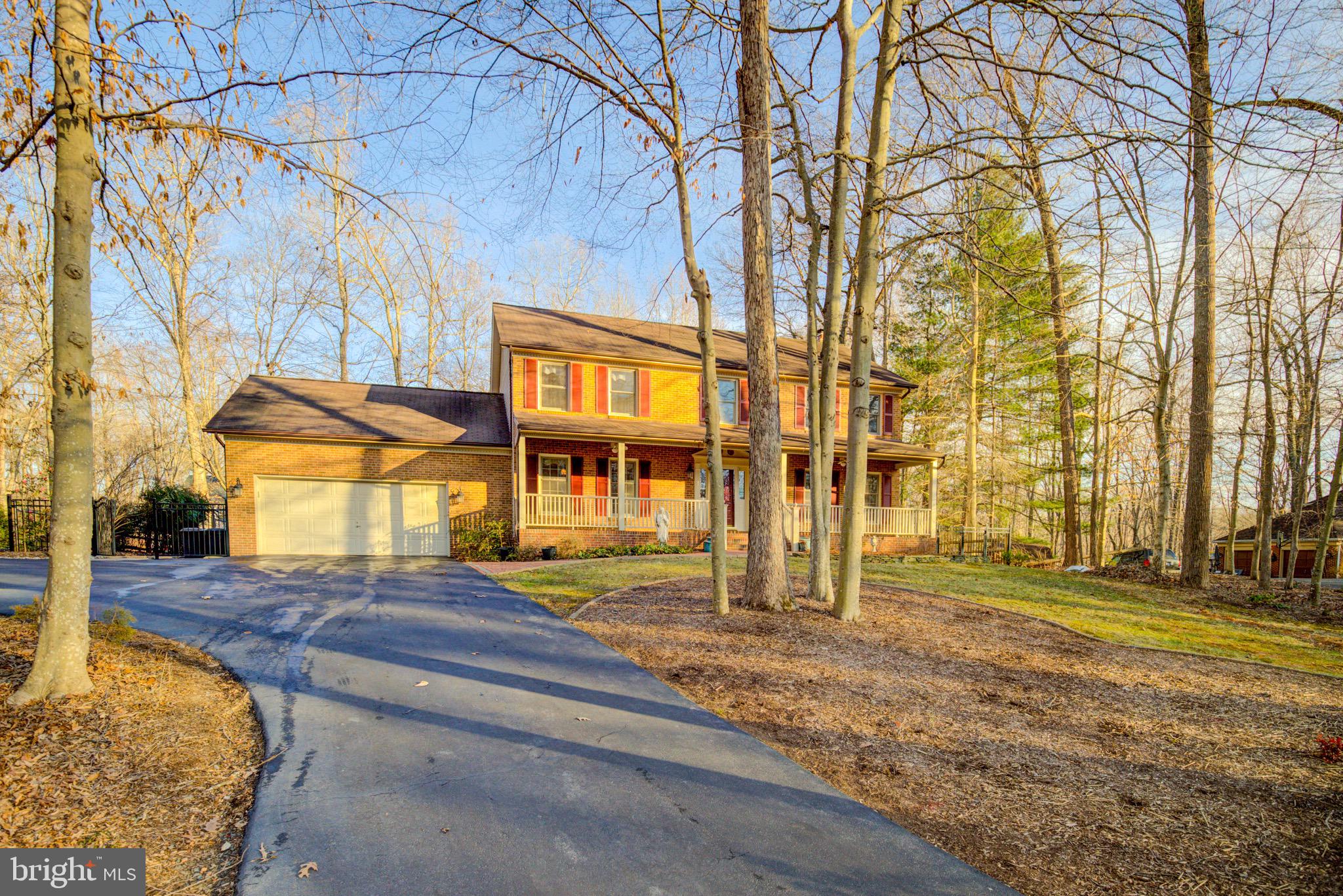 LANDVIEW ESTATES - Residential