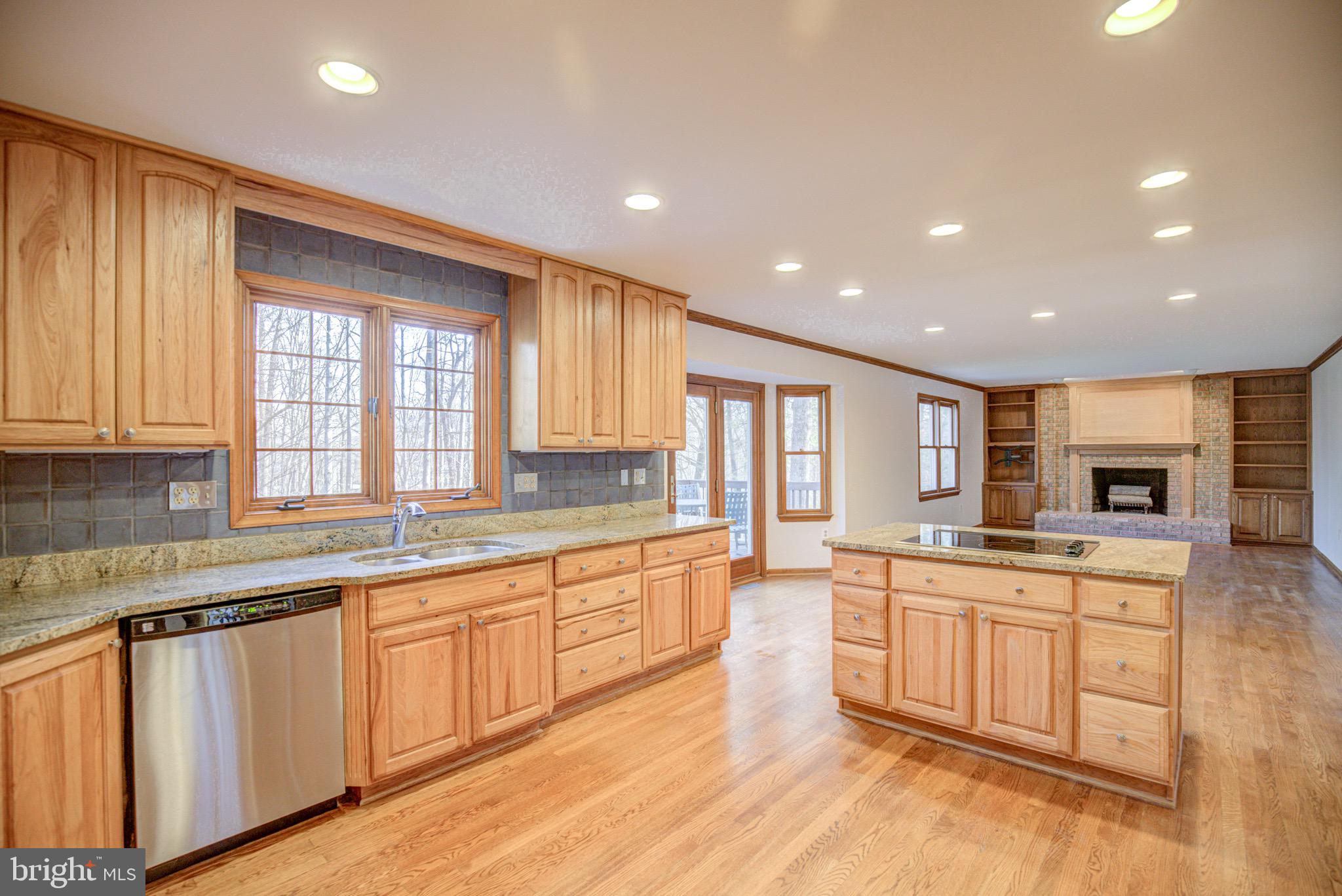 LANDVIEW ESTATES - Residential