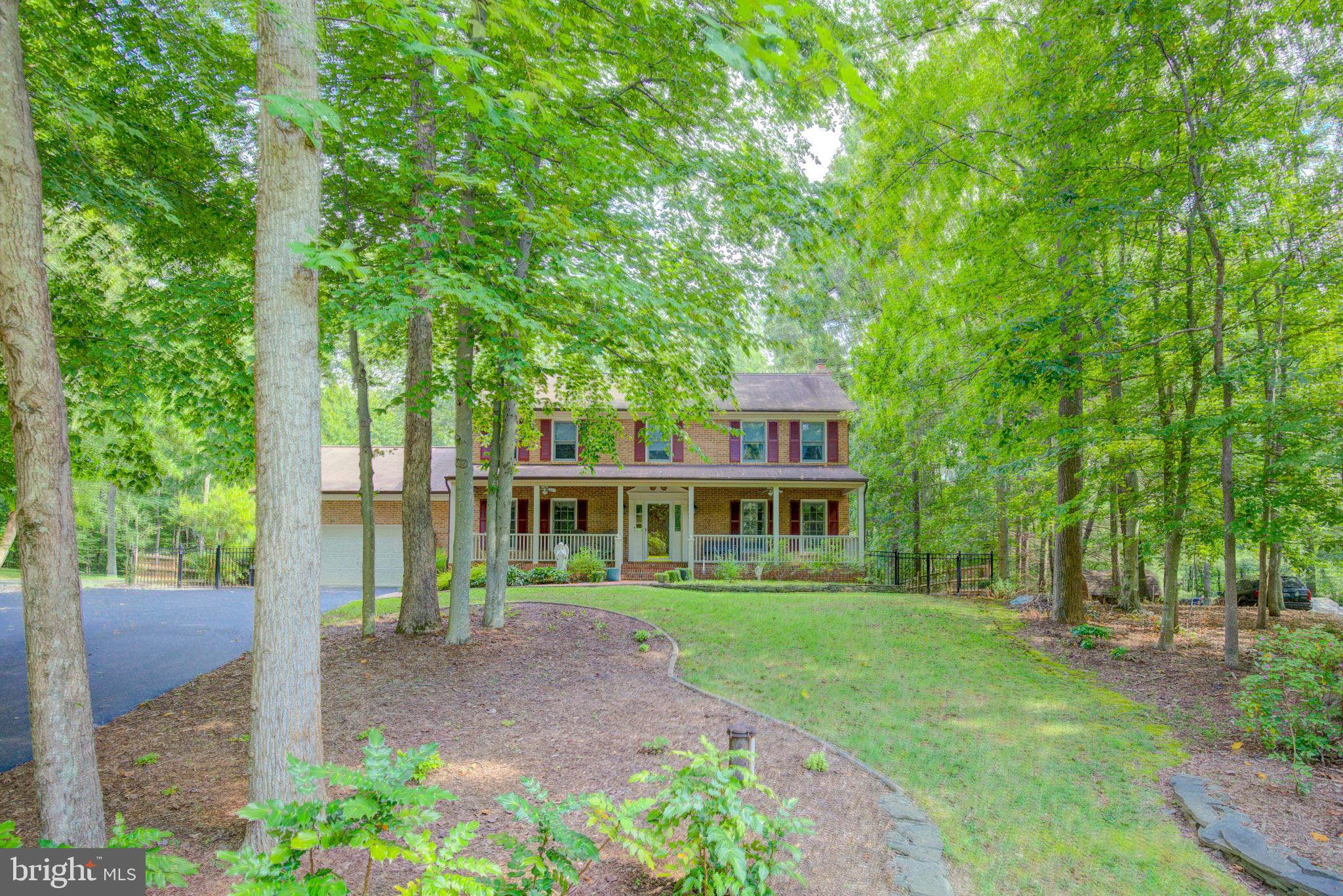 LANDVIEW ESTATES - Residential