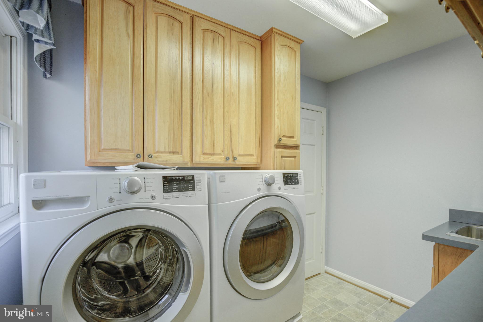 LANDVIEW ESTATES - Residential