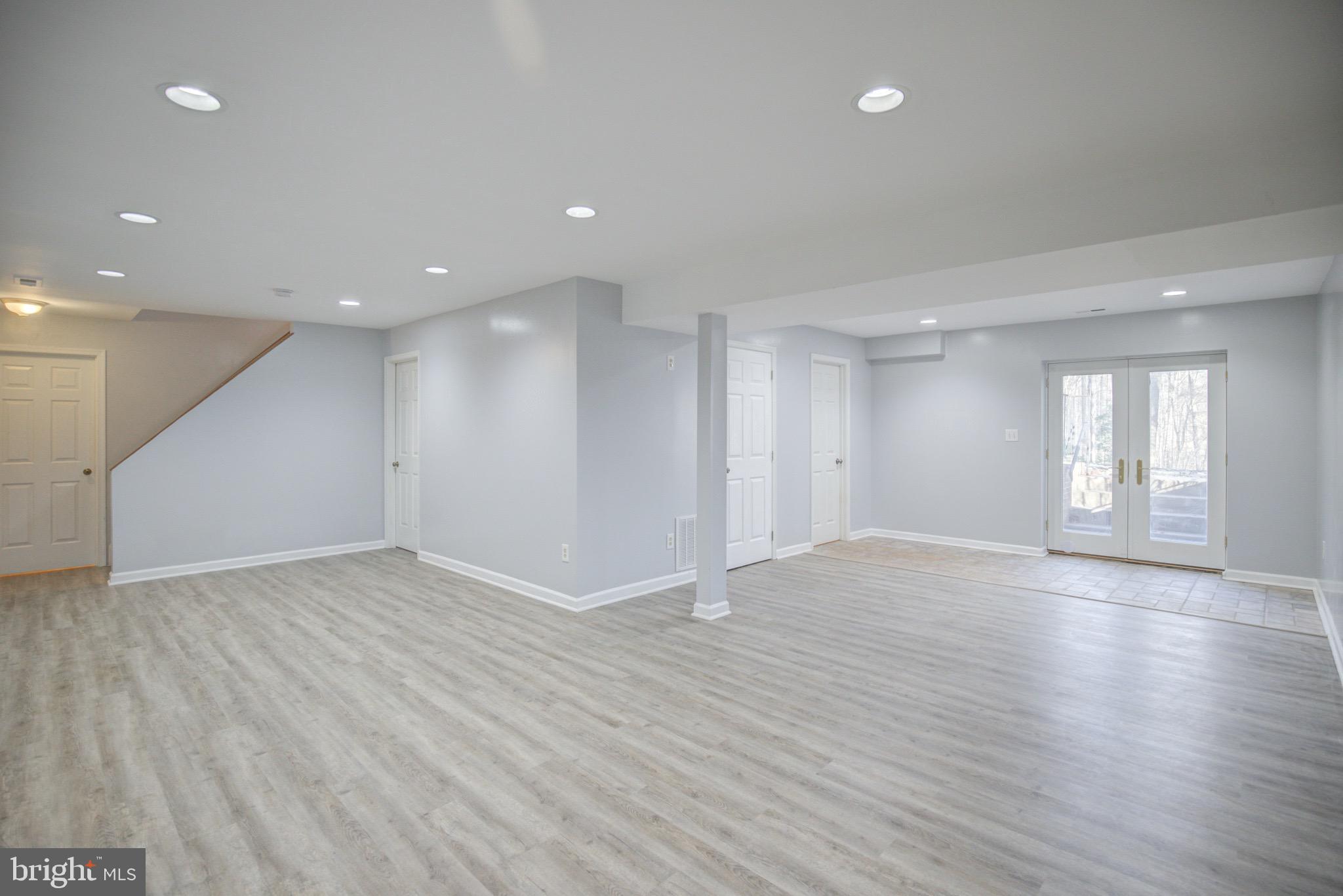 LANDVIEW ESTATES - Residential