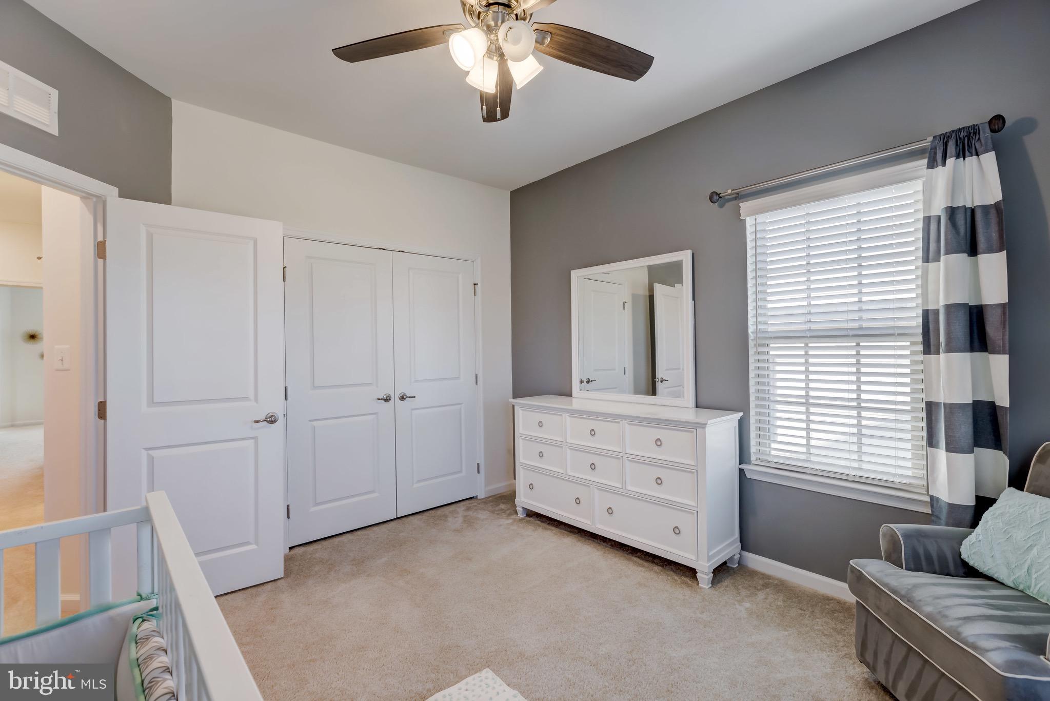 OAKDALE VILLAGE - Residential