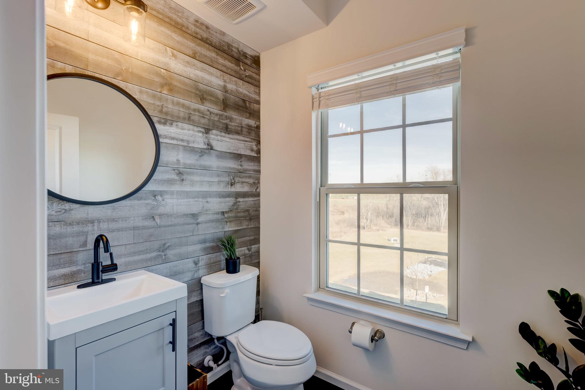 OAKDALE VILLAGE - Residential