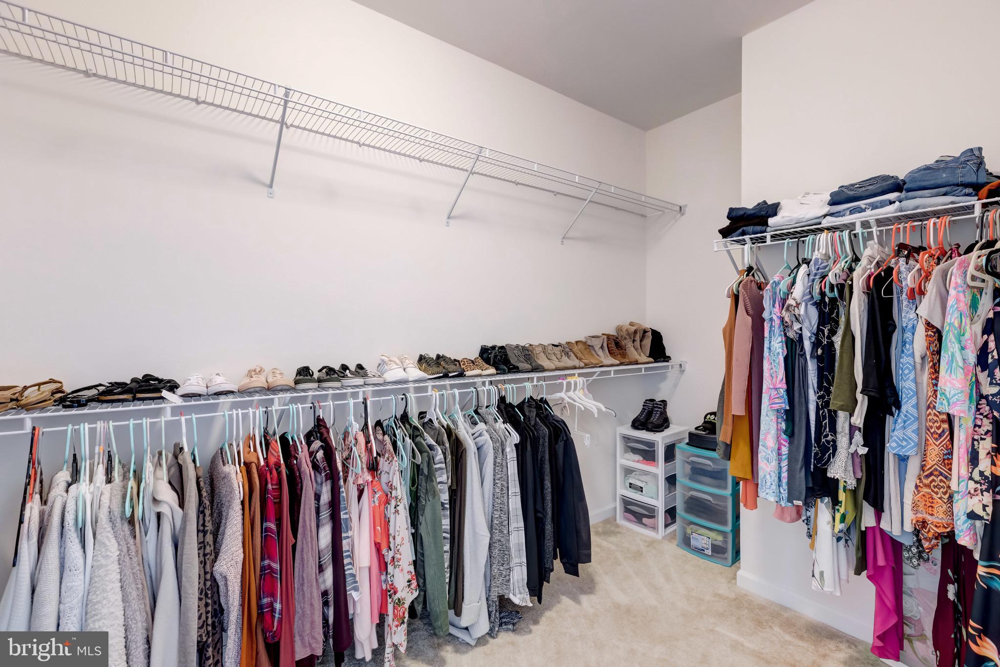 OAKDALE VILLAGE - Residential