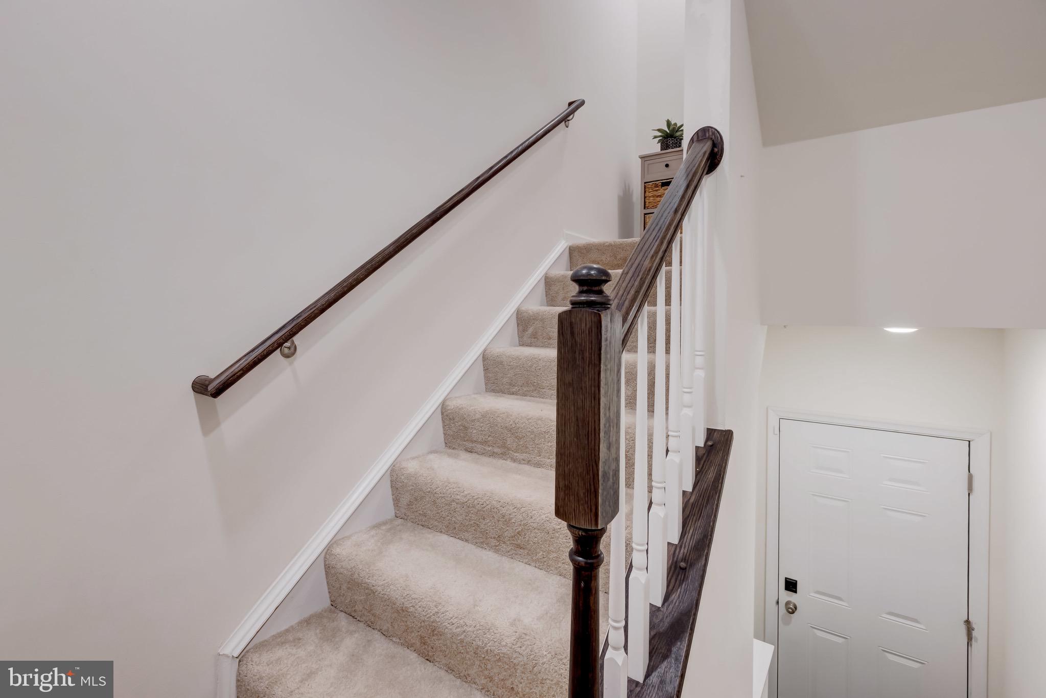 OAKDALE VILLAGE - Residential