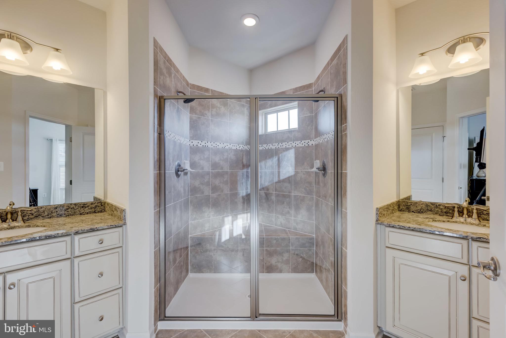 OAKDALE VILLAGE - Residential