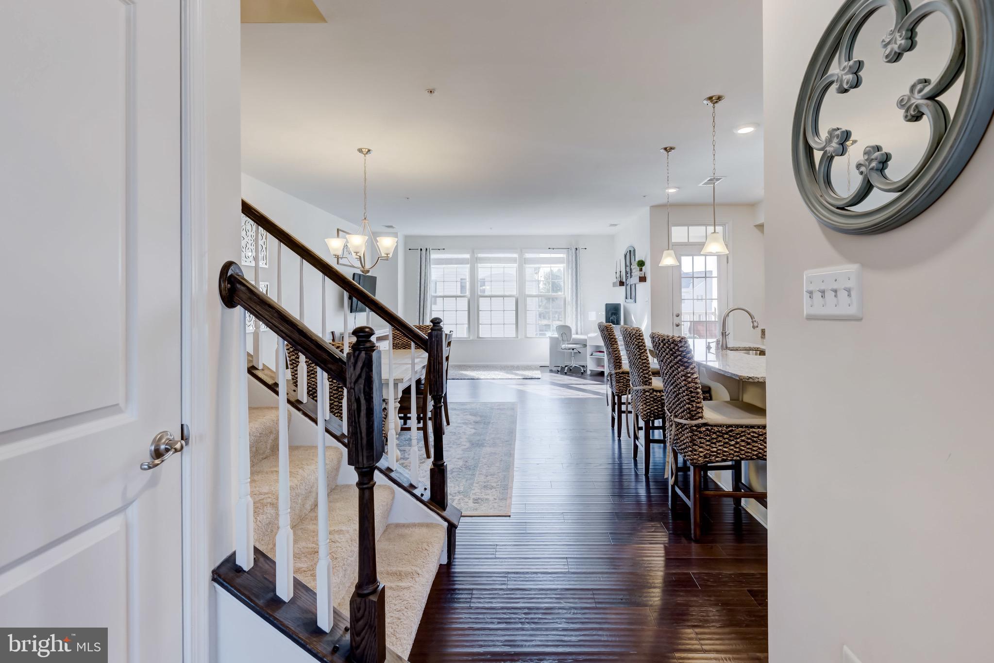 OAKDALE VILLAGE - Residential