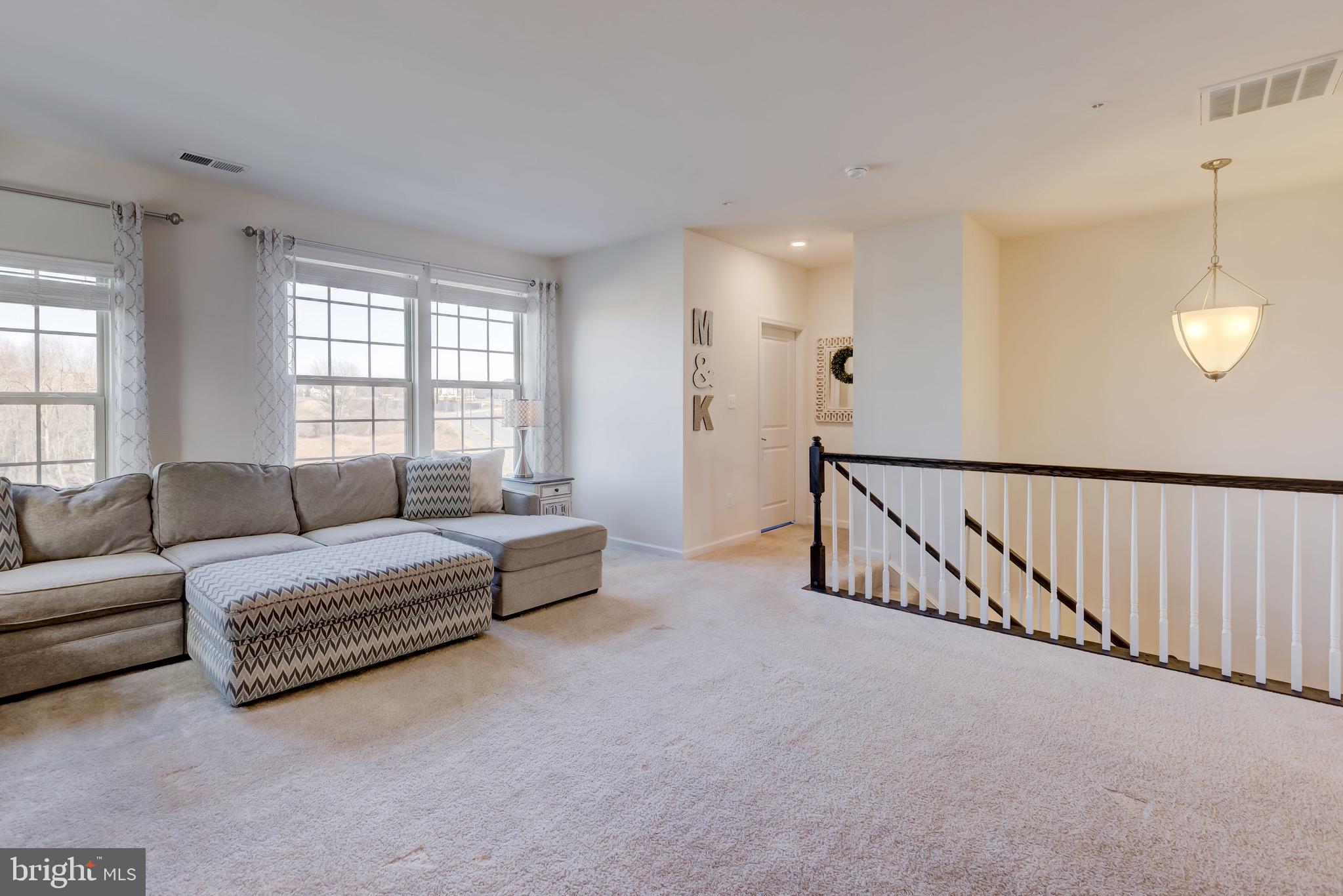 OAKDALE VILLAGE - Residential