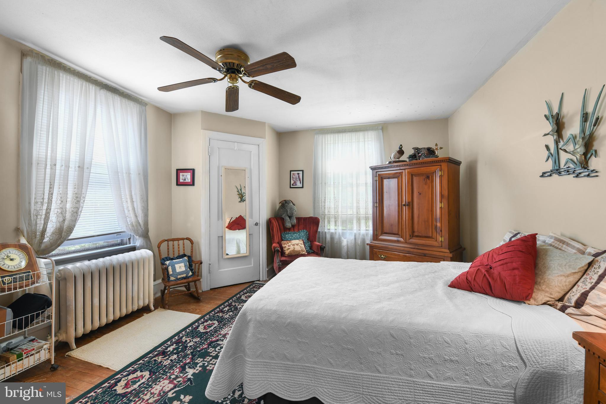 BRENTWOOD MANOR - Residential