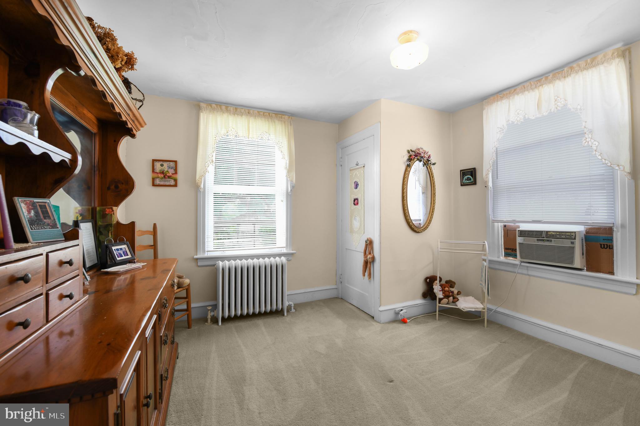 BRENTWOOD MANOR - Residential