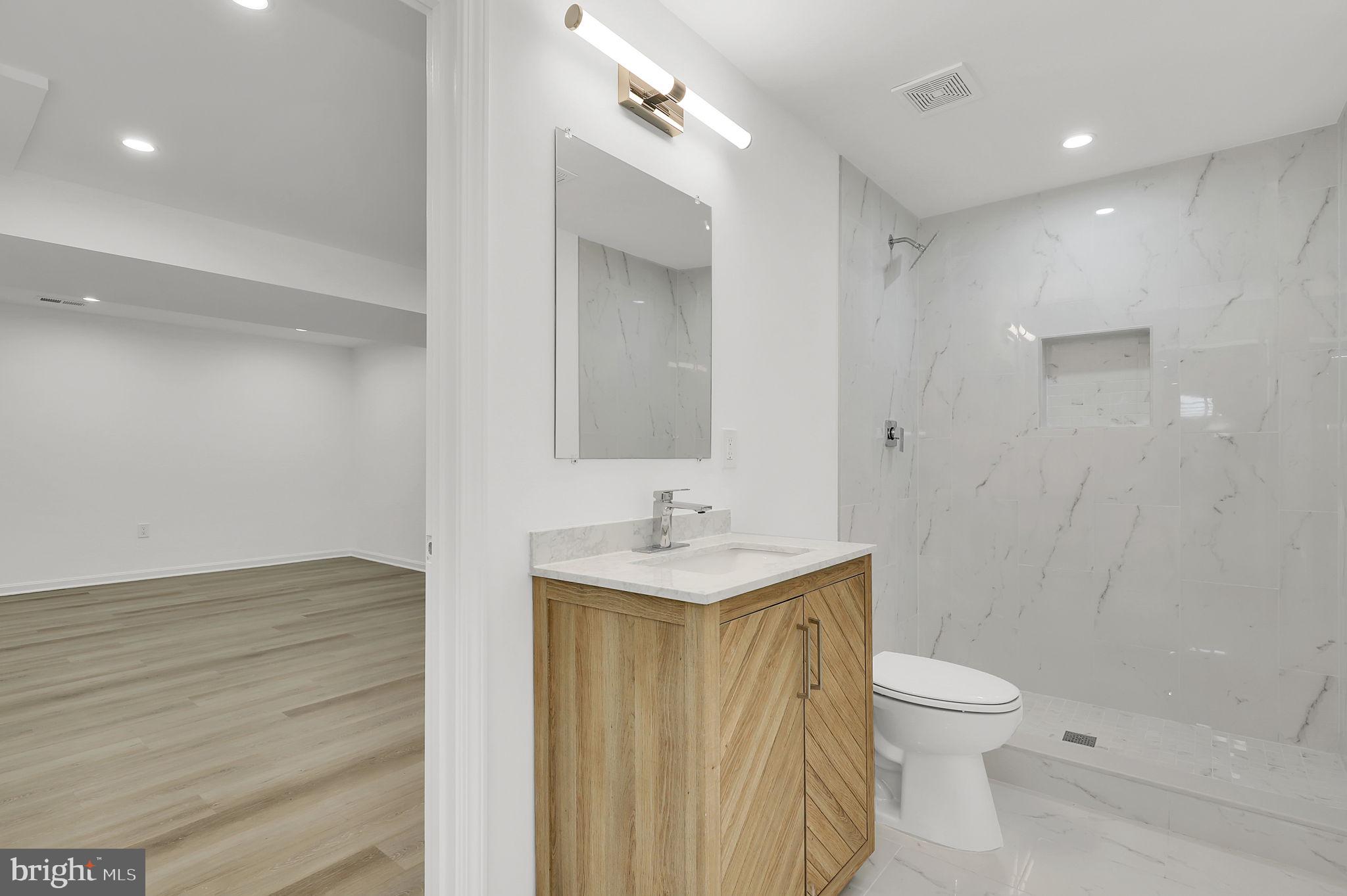 MONTPELIER WOODS - Residential