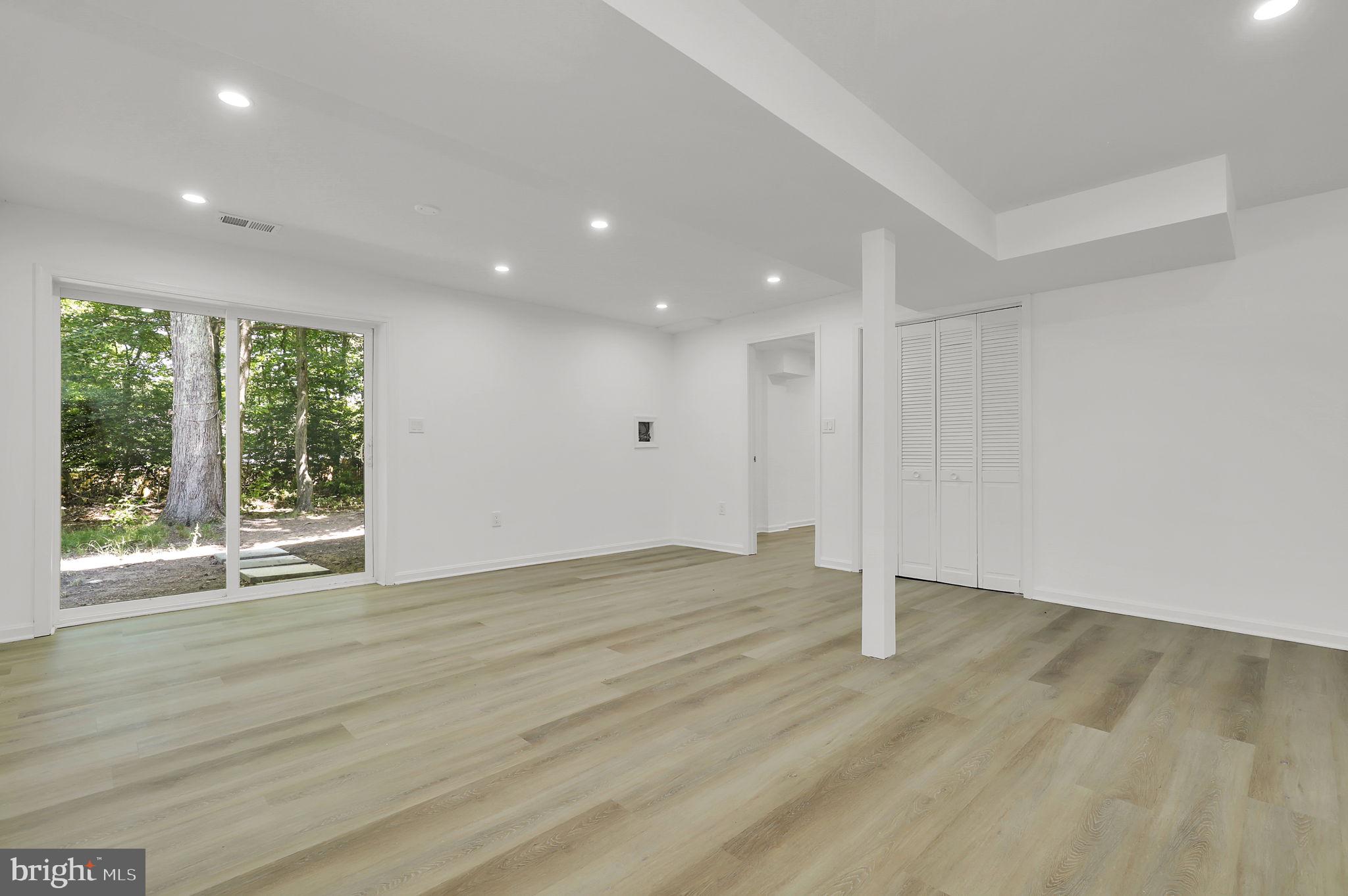 MONTPELIER WOODS - Residential