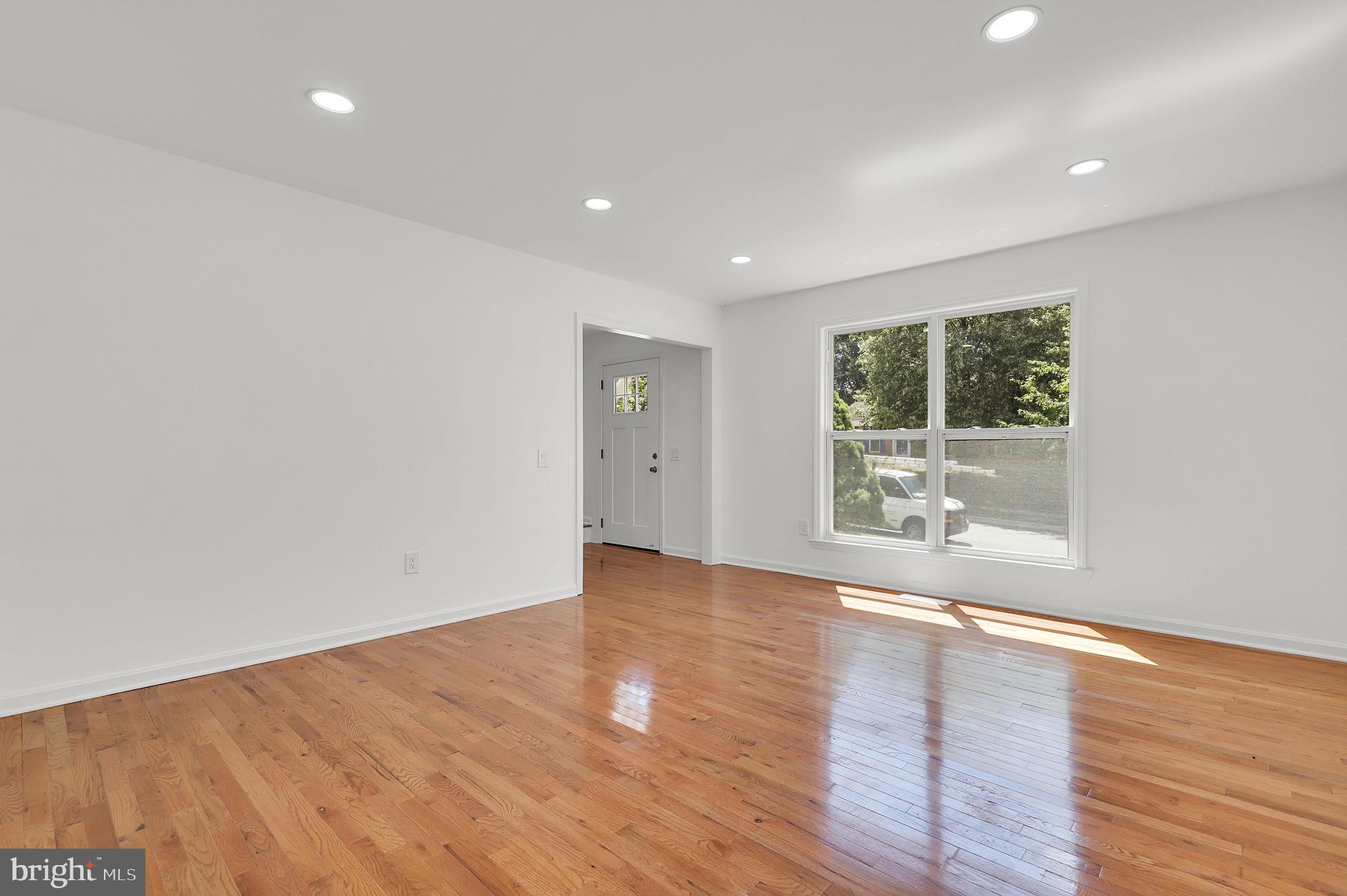 MONTPELIER WOODS - Residential