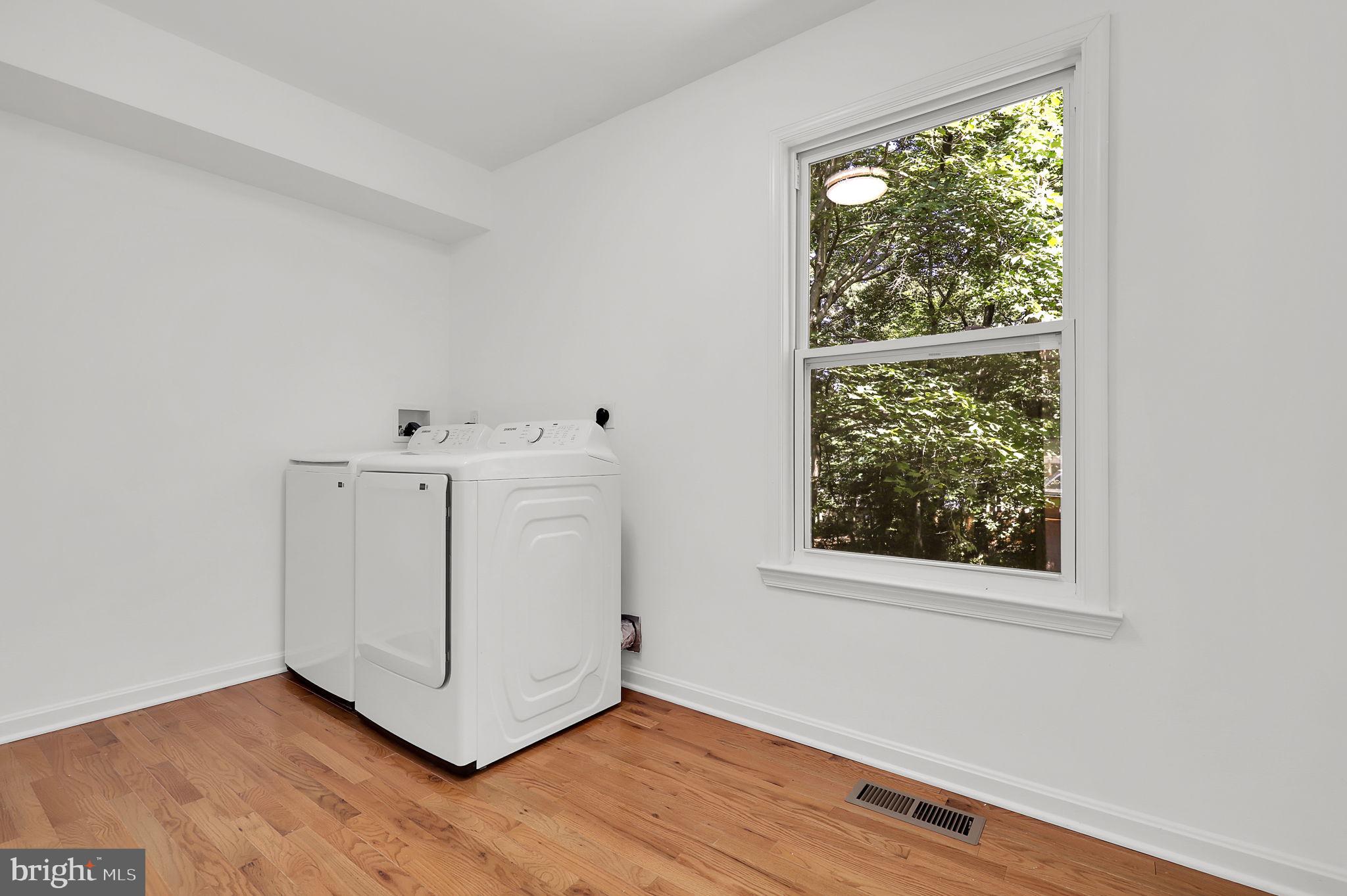 MONTPELIER WOODS - Residential